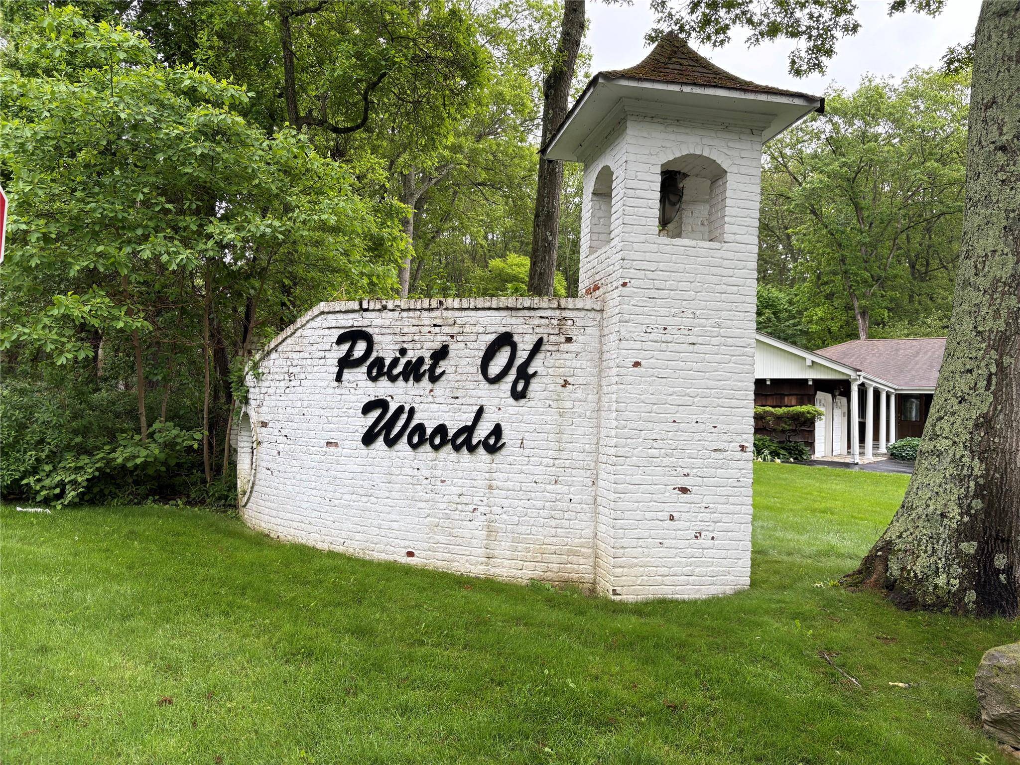 Dix Hills, NY 11746,5 Chatham PL