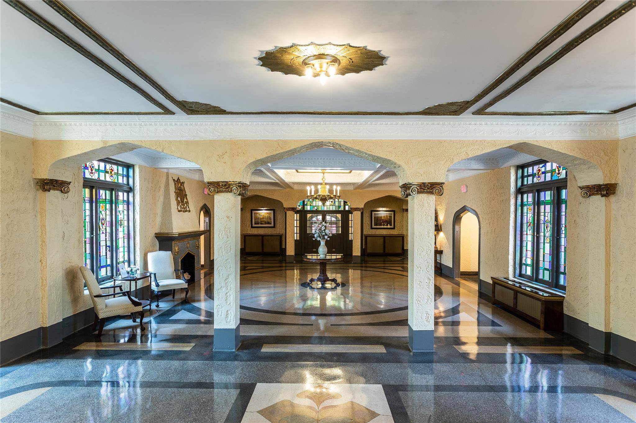 Rockville Centre, NY 11570,Address not disclosed