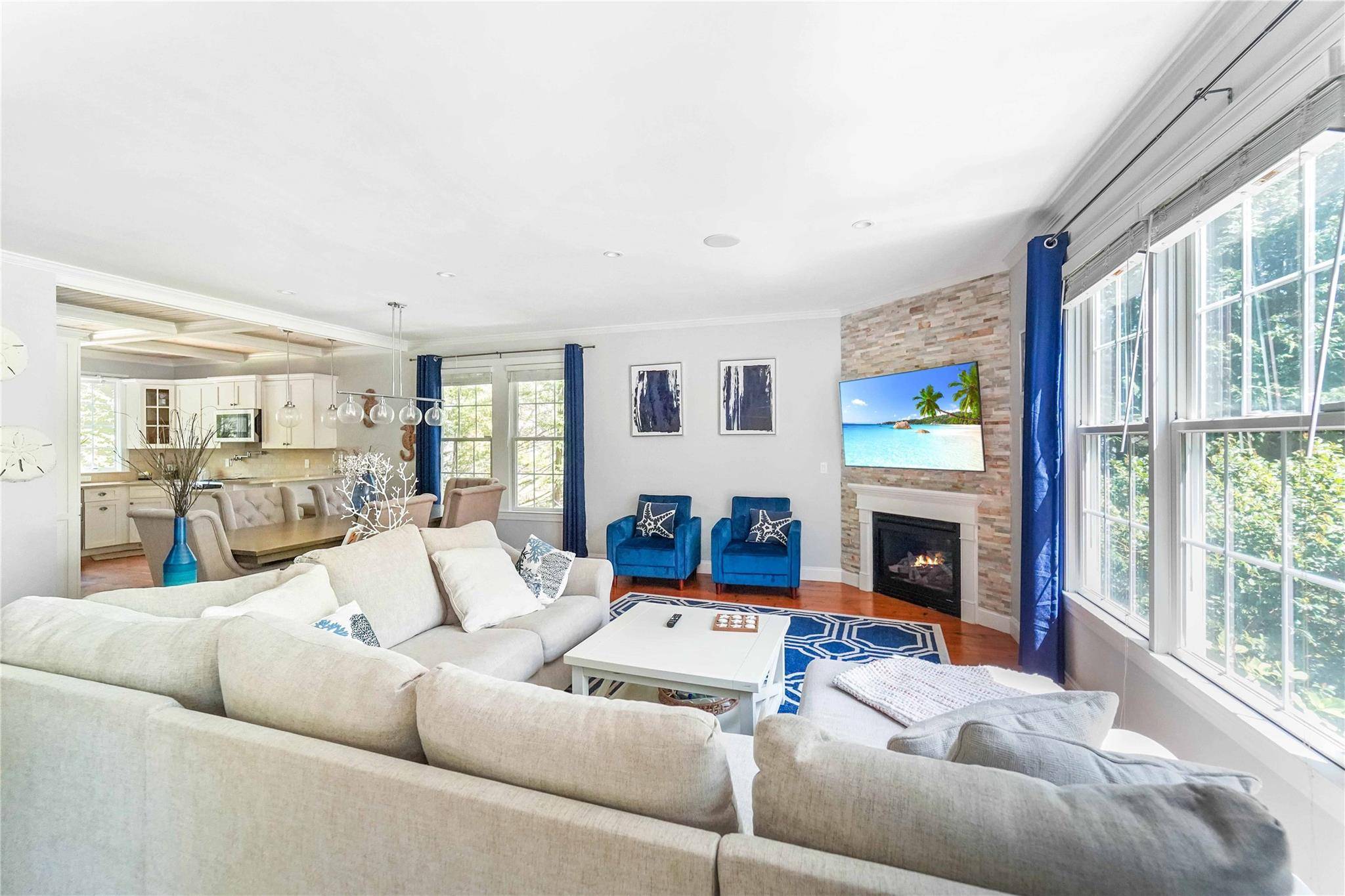 Quogue, NY 11959,39a Foster RD