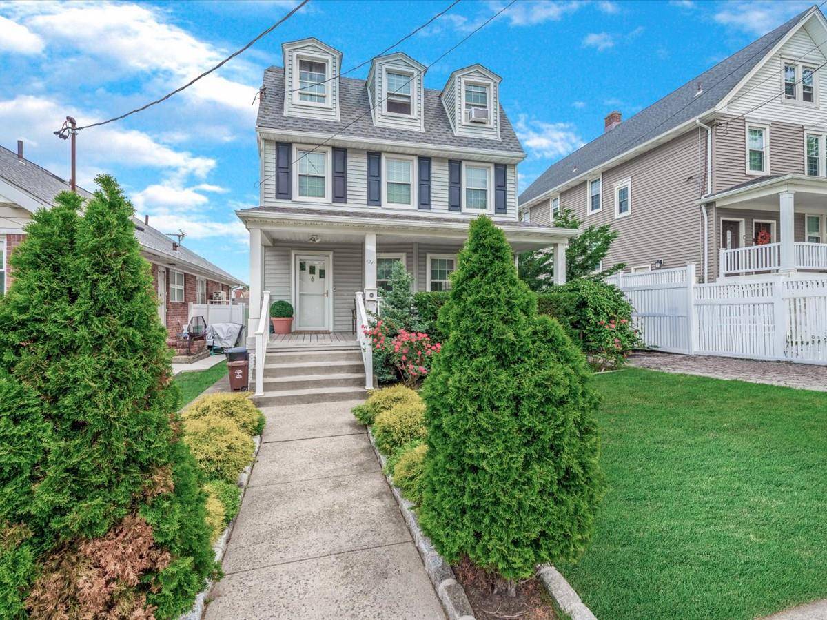 Beechhurst, NY 11357,13-11 154th ST