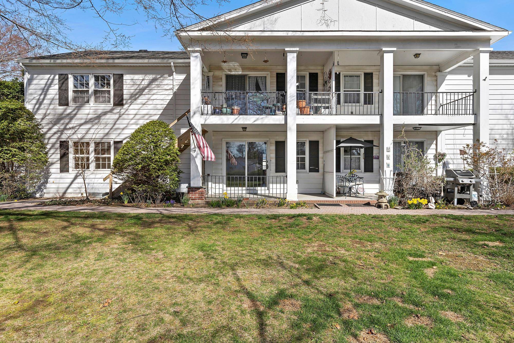 Southold, NY 11971,55075 Route 25 #Wells 1W