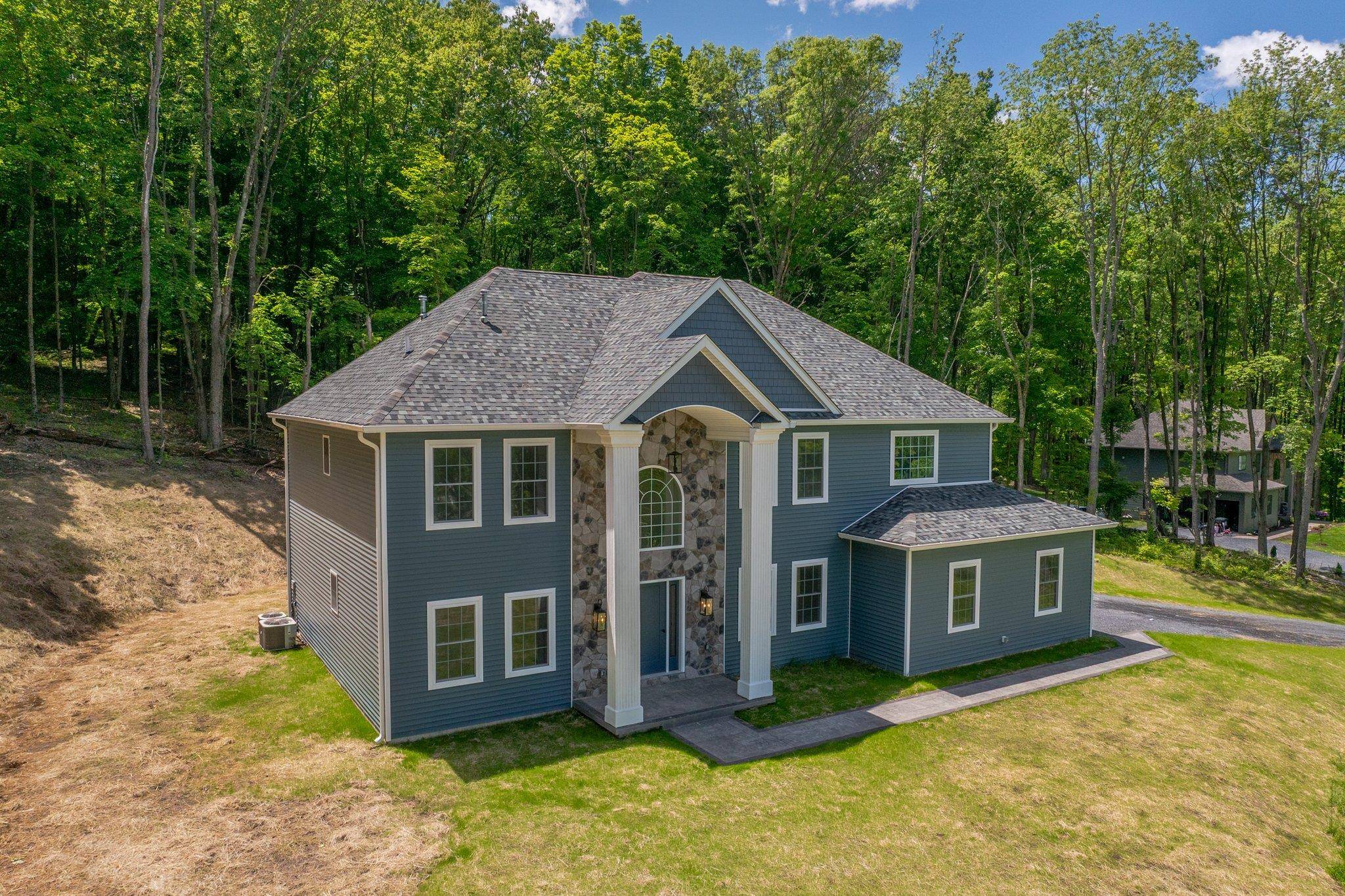 Warwick, NY 10990,1579 Route 17A