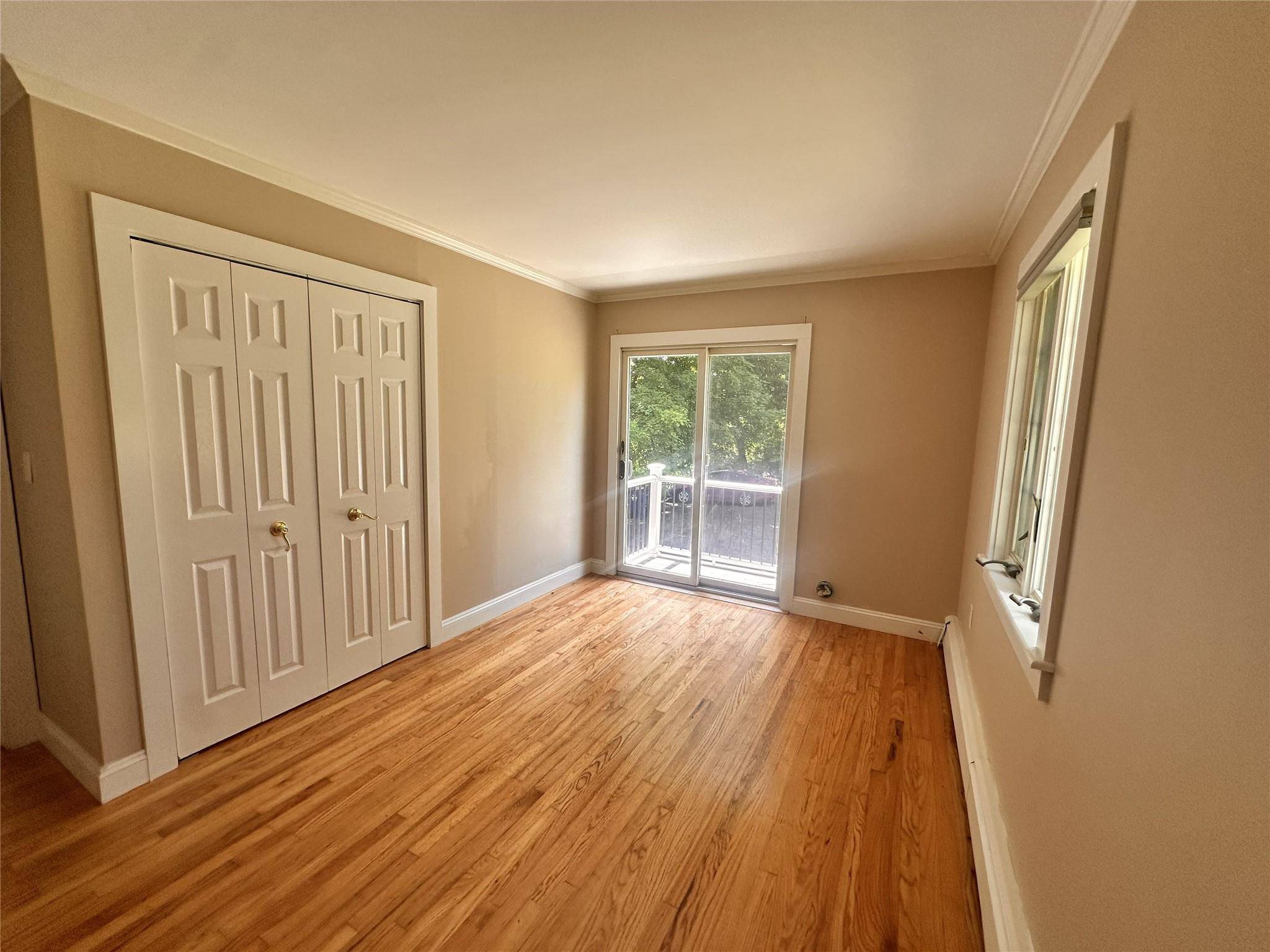 Millbrook, NY 12545,3206 Sharon TPKE