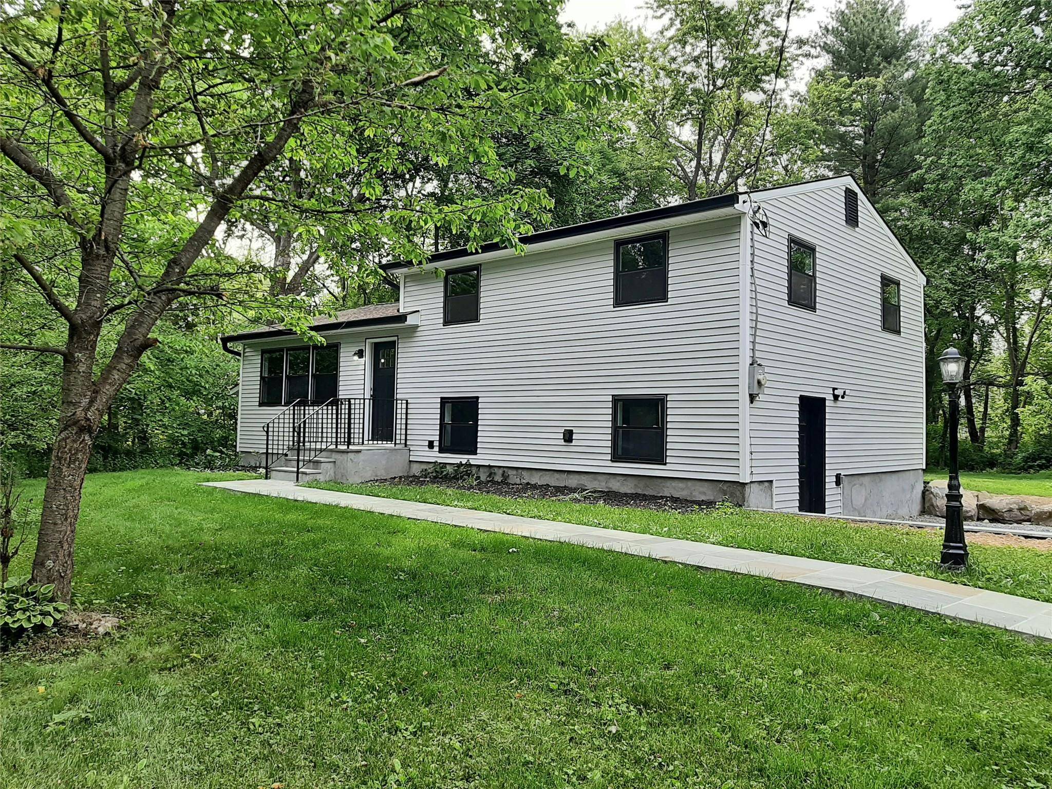 Poughkeepsie, NY 12603,495 Stanton TER
