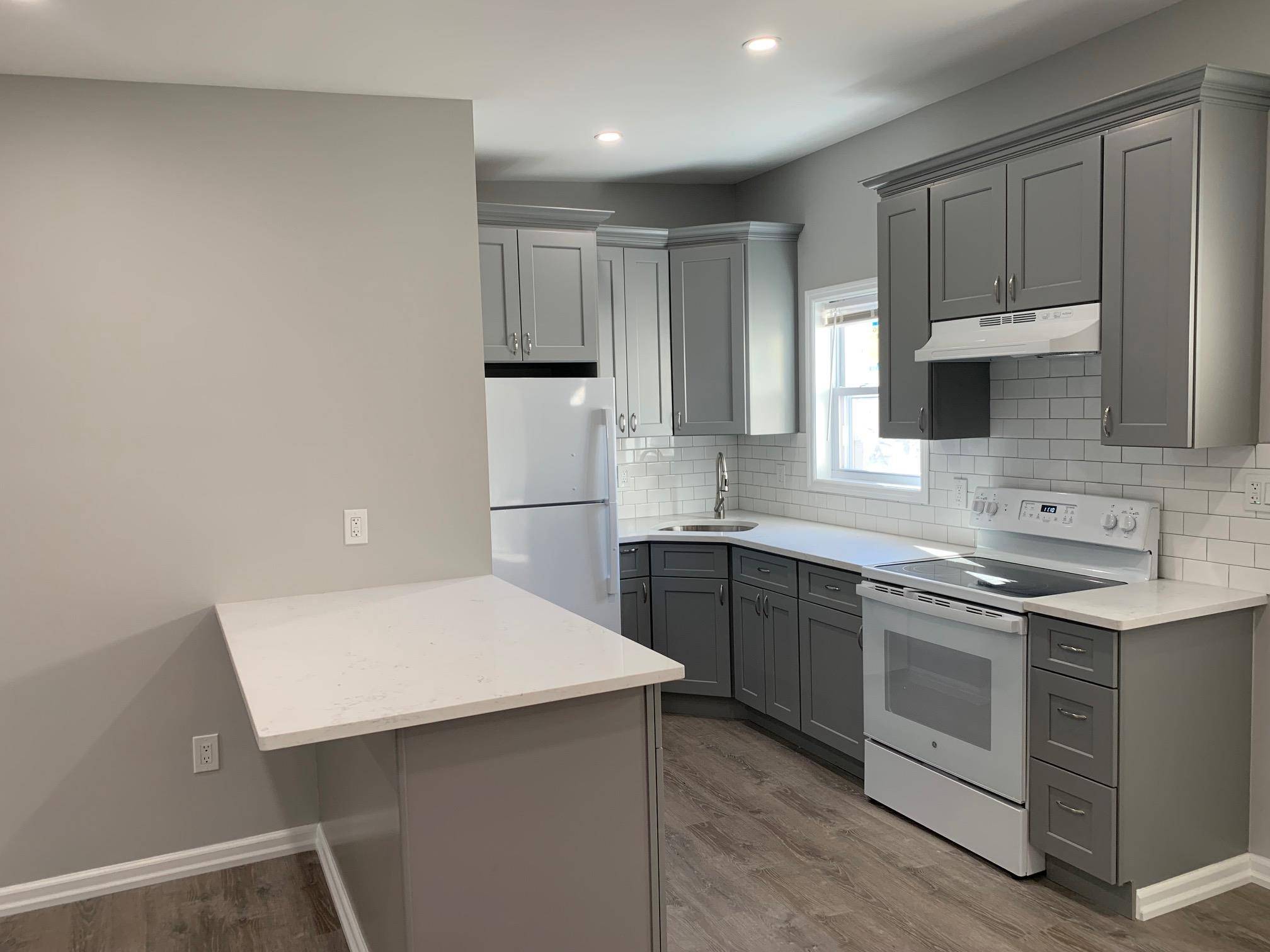 Poughkeepsie, NY 12603,21 Collegeview AVE #21-12