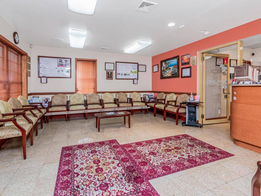 Flushing, NY 11355,5707 146th ST