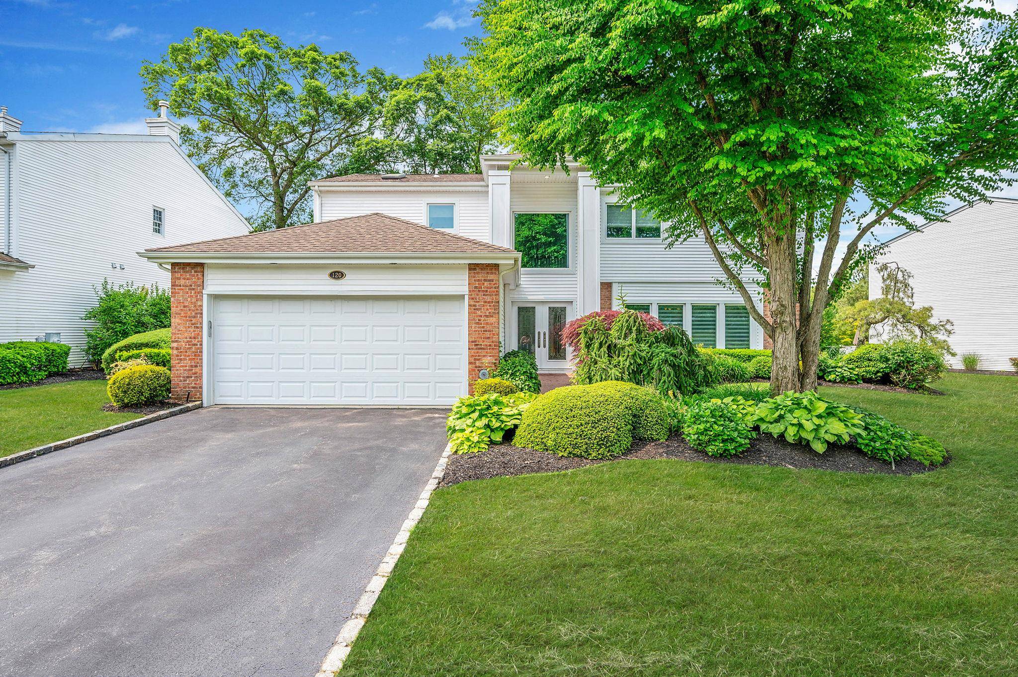 Commack, NY 11725,120 Fairway View DR #120