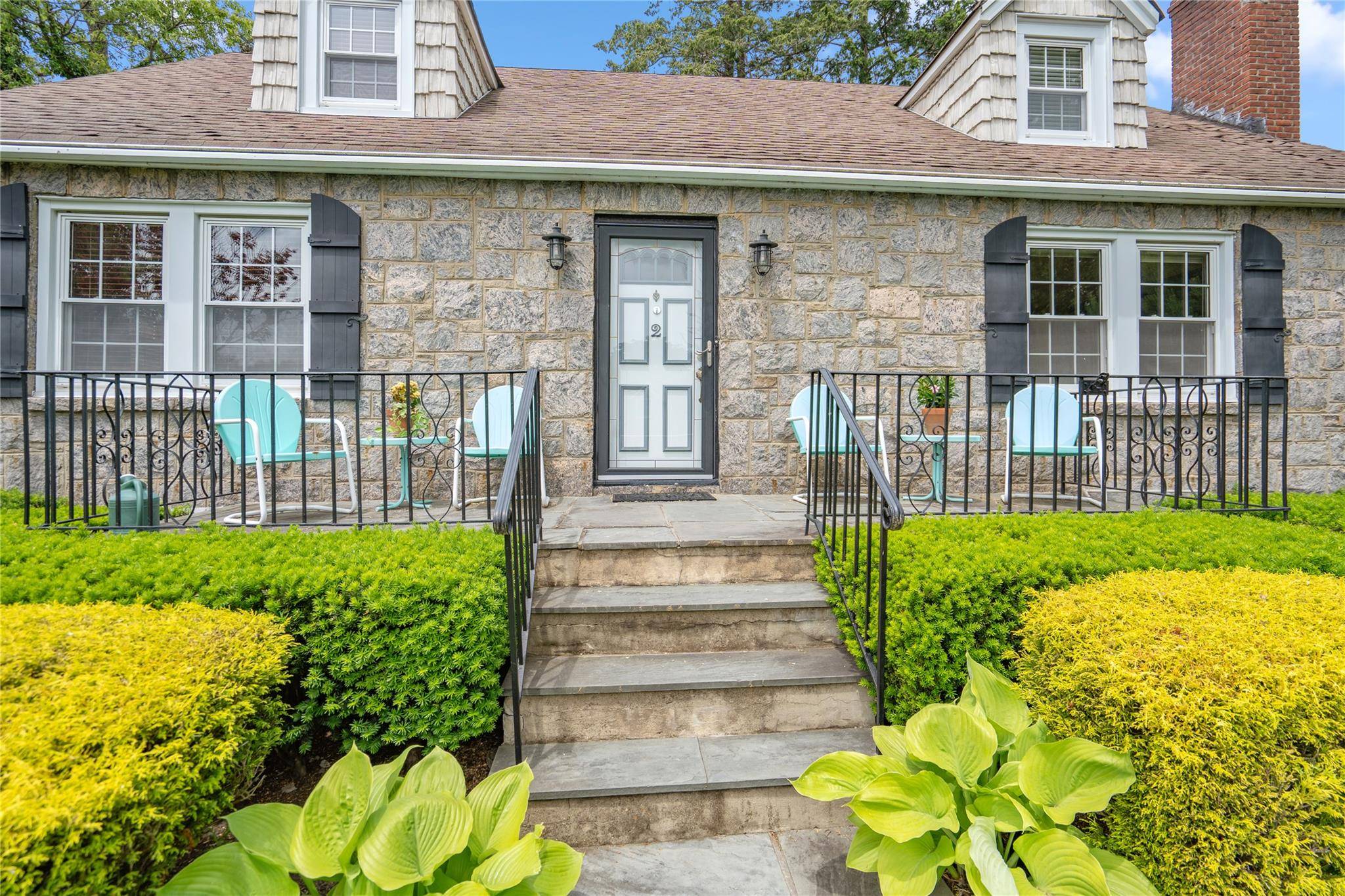 Glen Head, NY 11545,2 Salem WAY