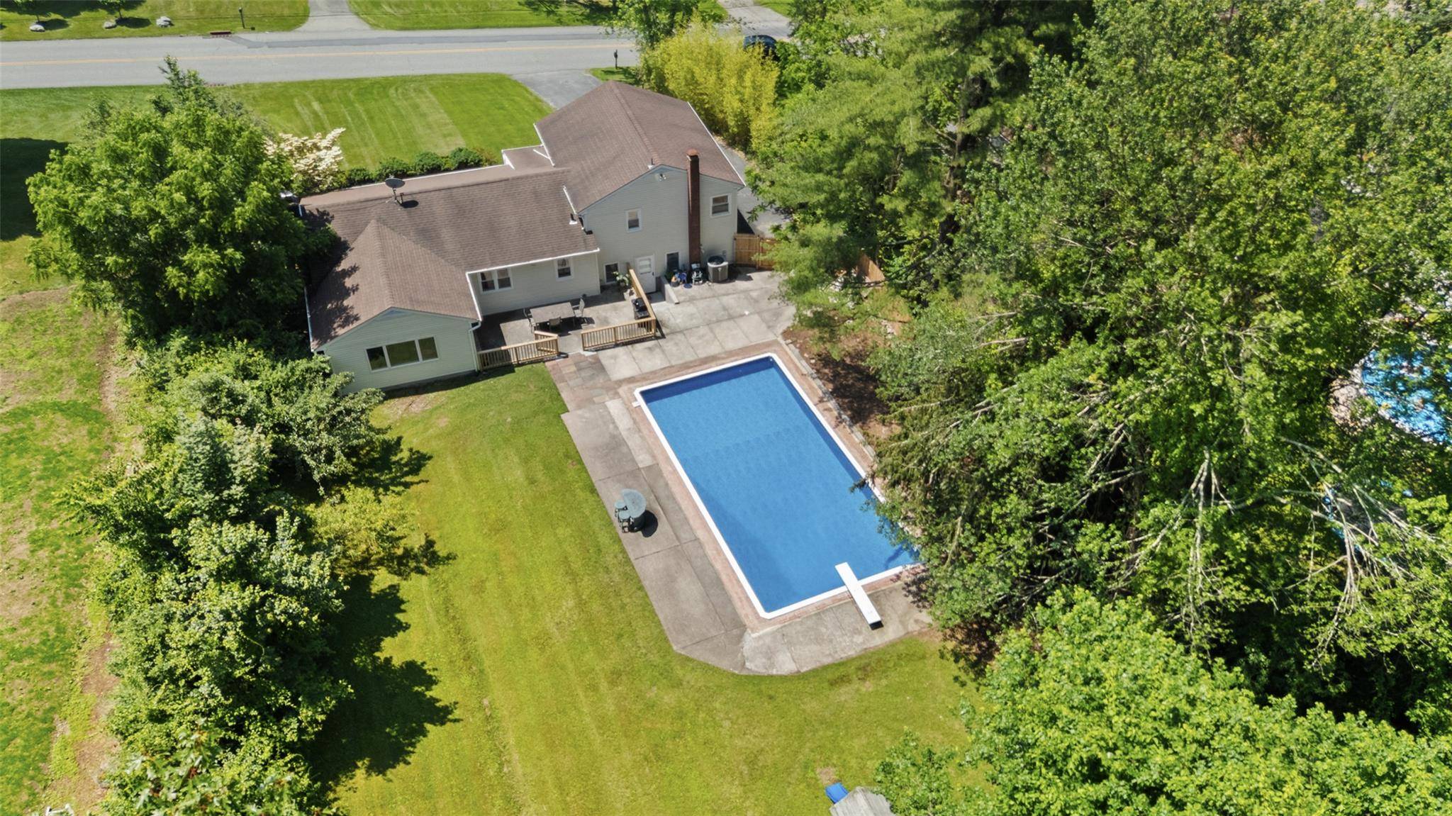 Yorktown Heights, NY 10598,30 Granite Springs RD