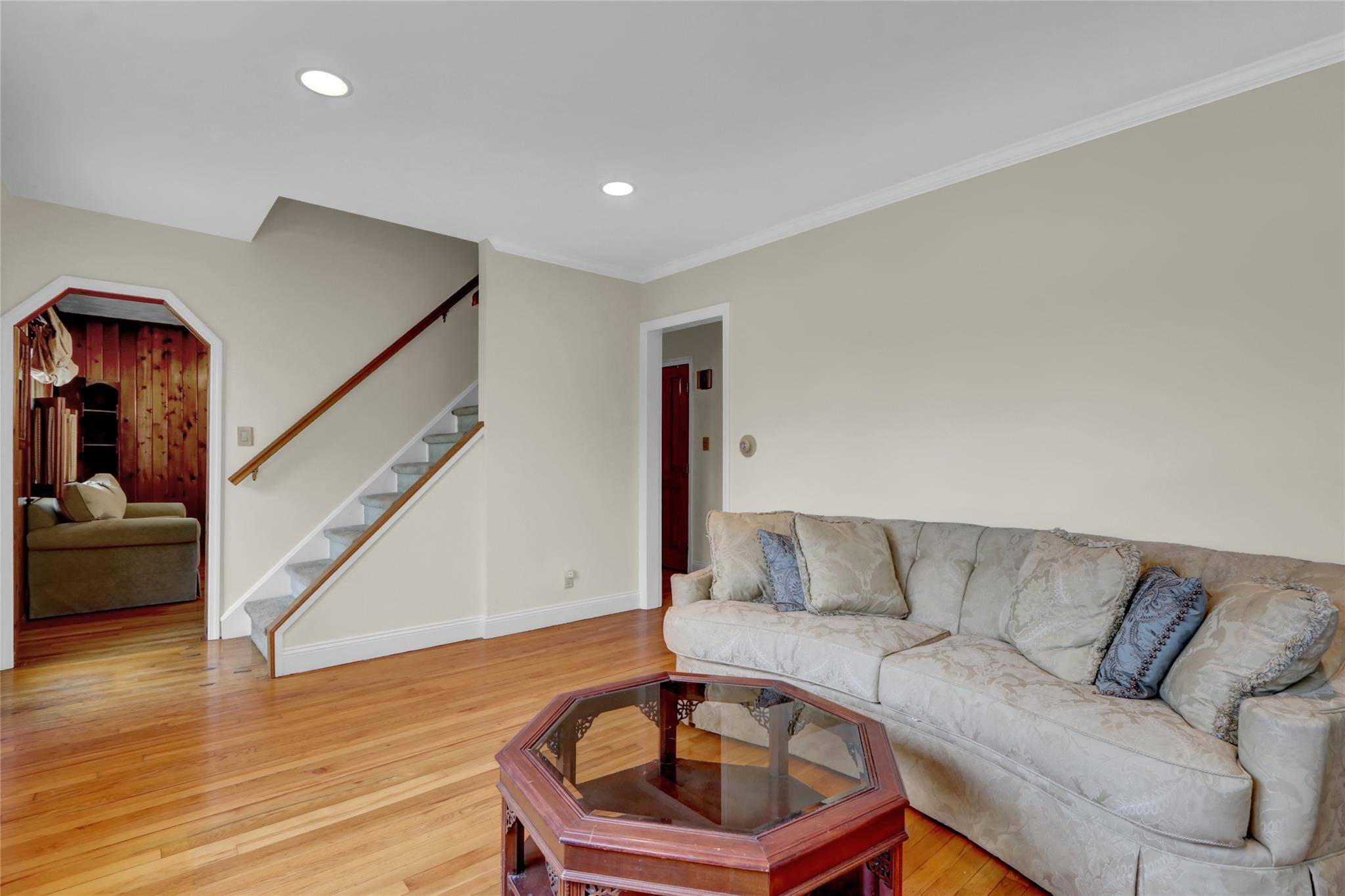 Massapequa, NY 11758,690 Franklin AVE