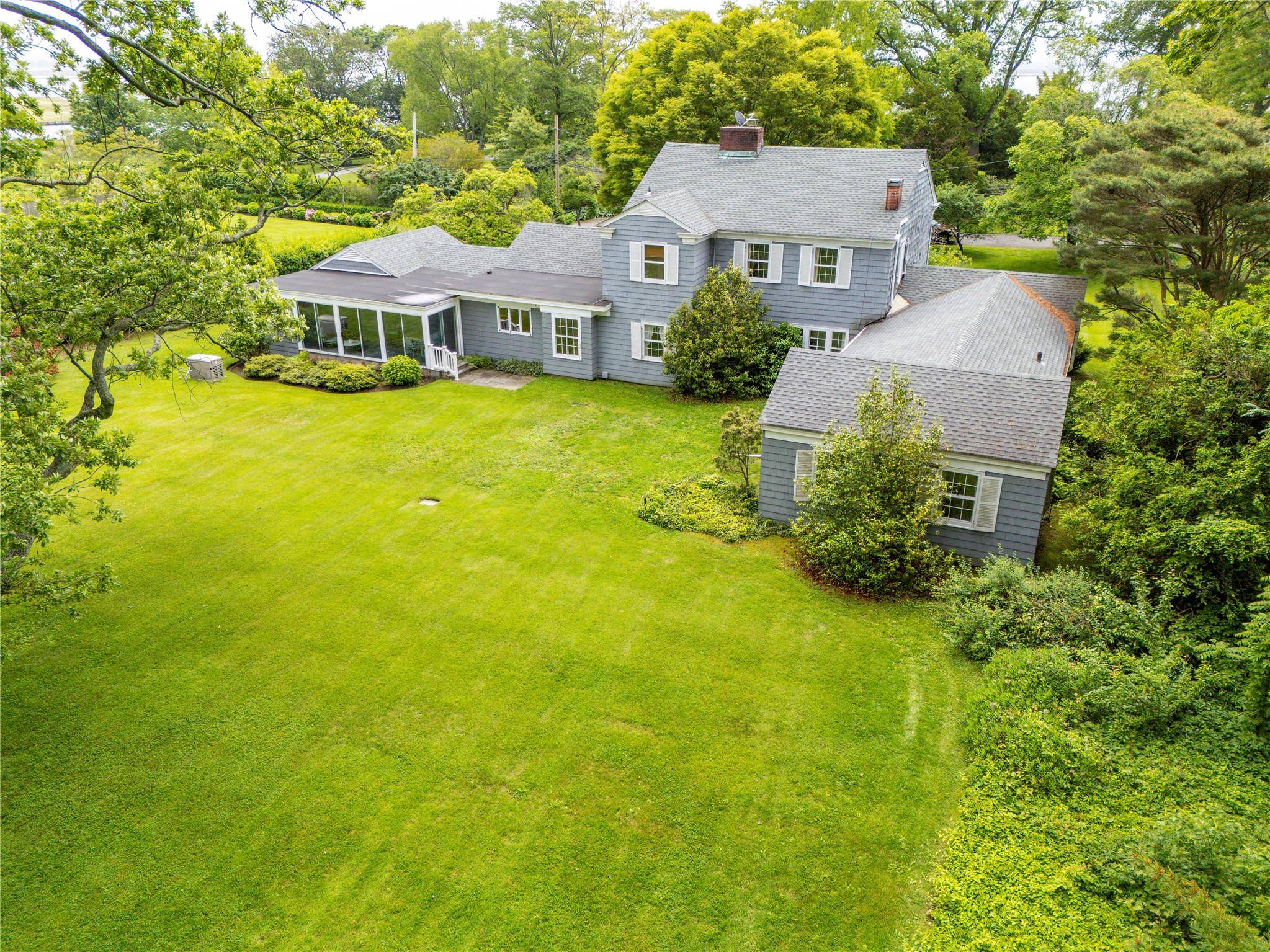 Lawrence, NY 11559,300 Albro LN