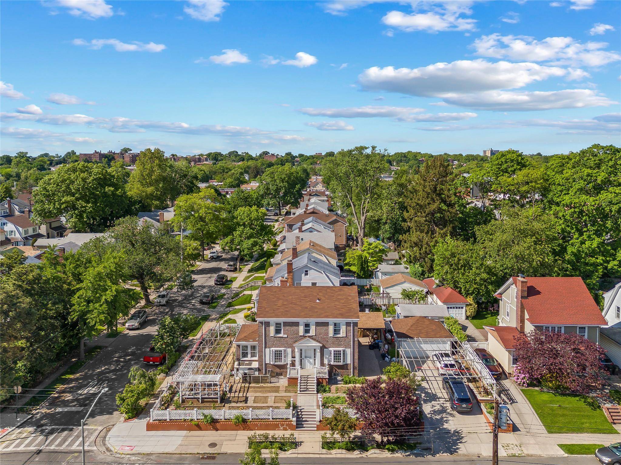 Flushing, NY 11358,17103 45th AVE
