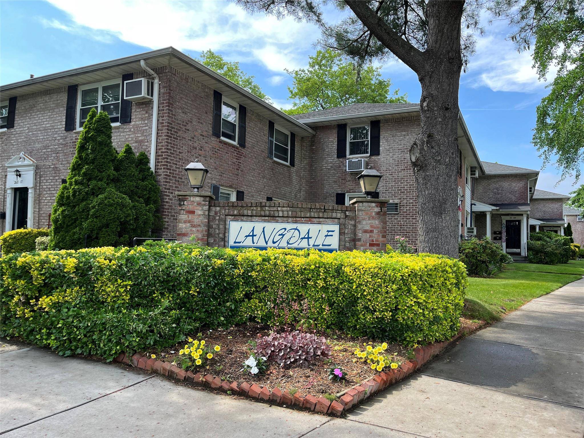 New Hyde Park, NY 11004,82-25 268 ST #175B