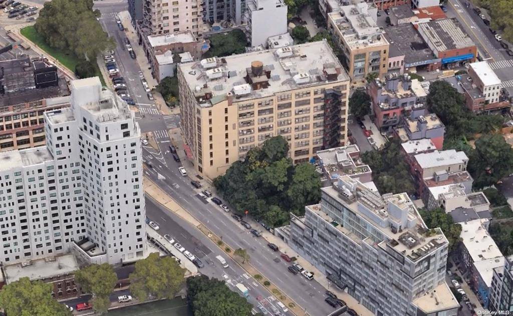 Brooklyn, NY 11201,63 Flatbush Avenue EXT