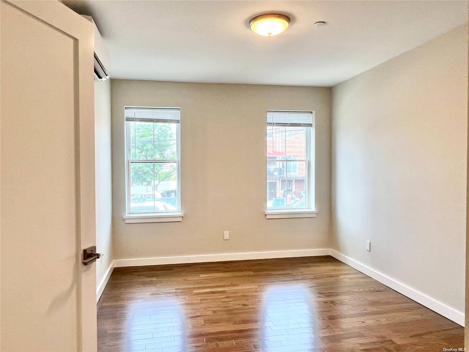Flushing, NY 11354,56-75 136th ST #2A