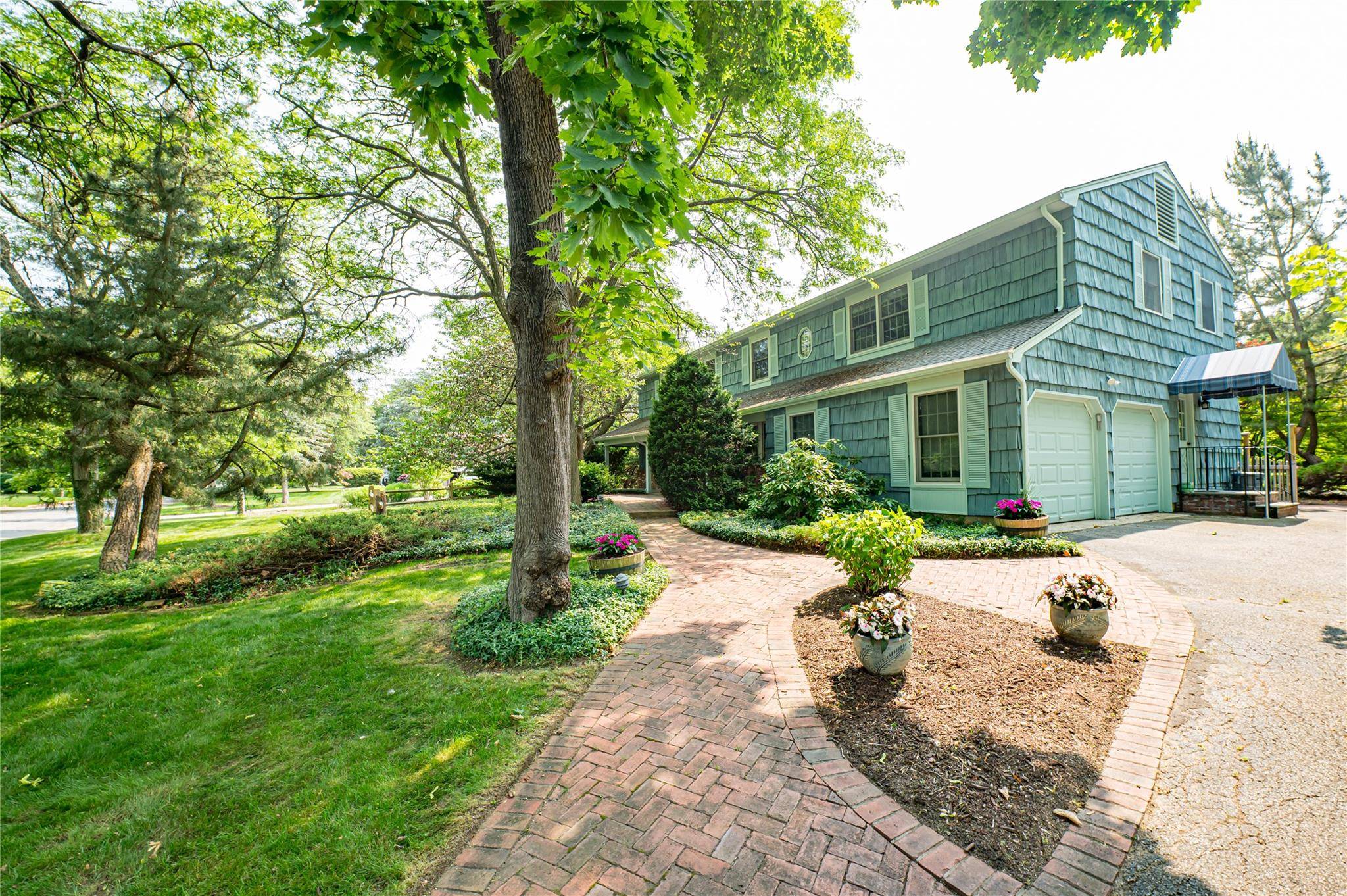 Northport, NY 11768,22 Schooner RD