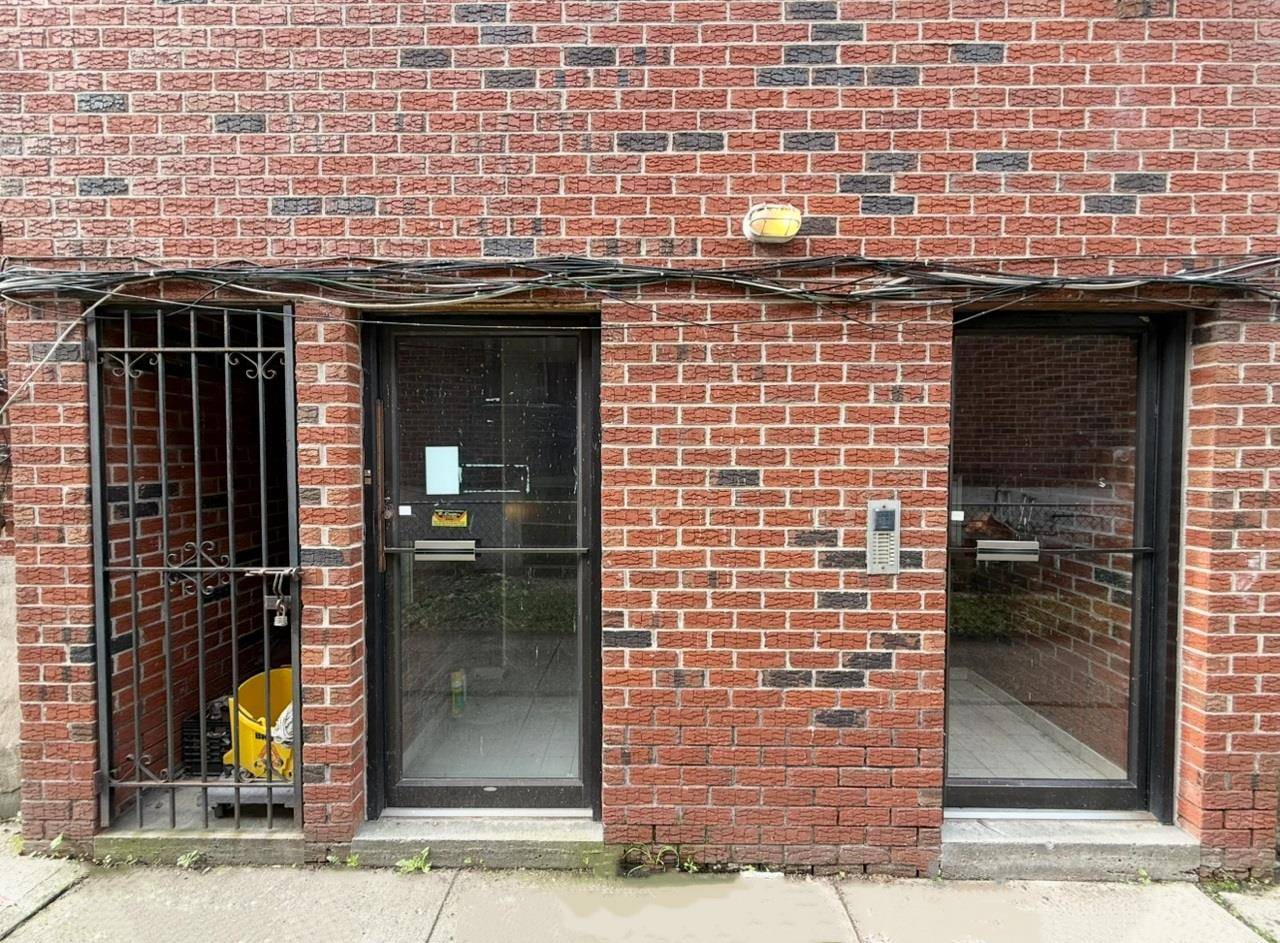 Flushing, NY 11355,43-65 156 ST