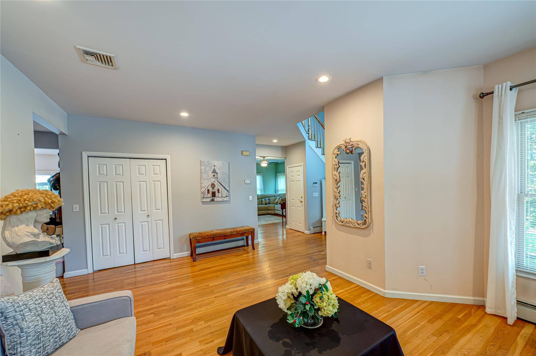 Smithtown, NY 11787,11 Aron ST