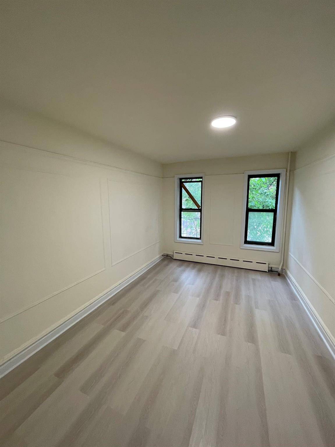 Flushing, NY 11355,13639 41st AVE #3C