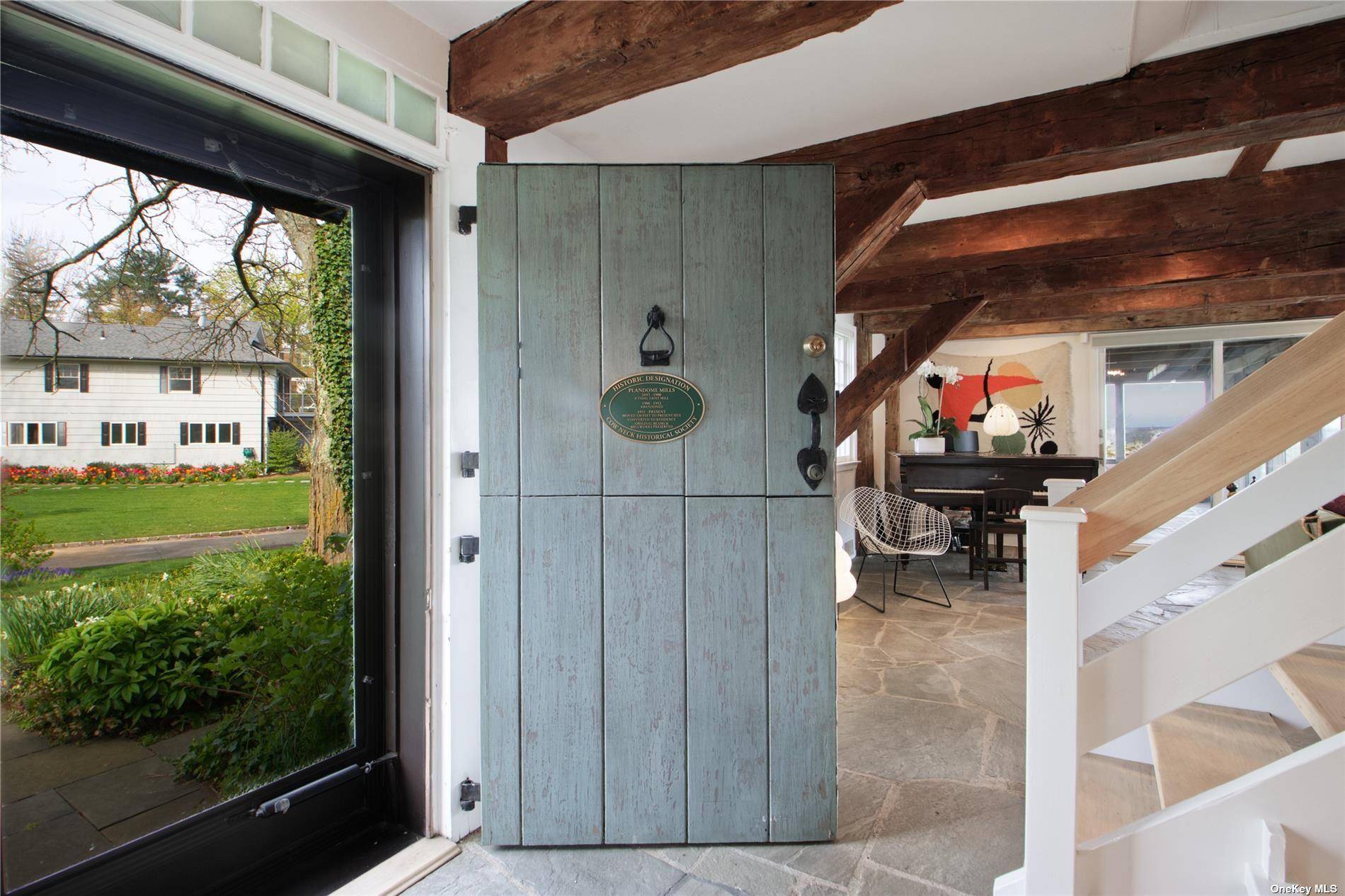 Plandome Manor, NY 11030,3 Water LN