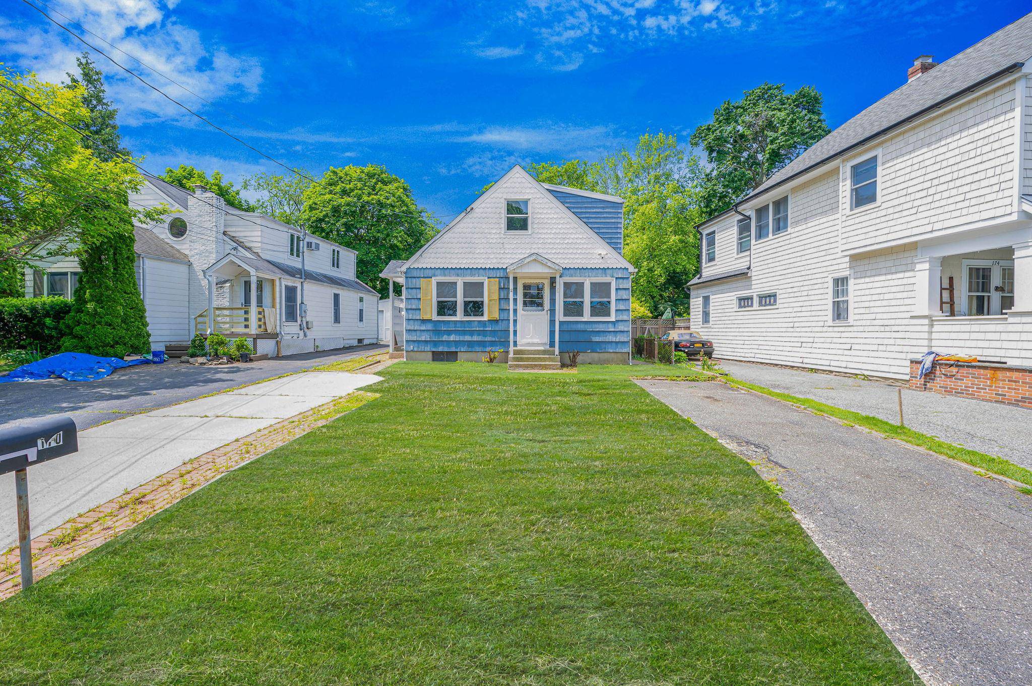 Centerport, NY 11721,170 Taft CRES