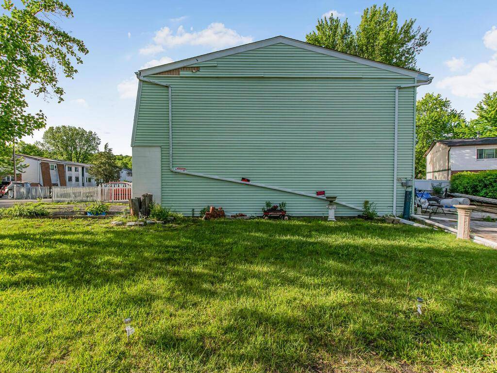 Middletown, NY 10940,2 Rivervale RD