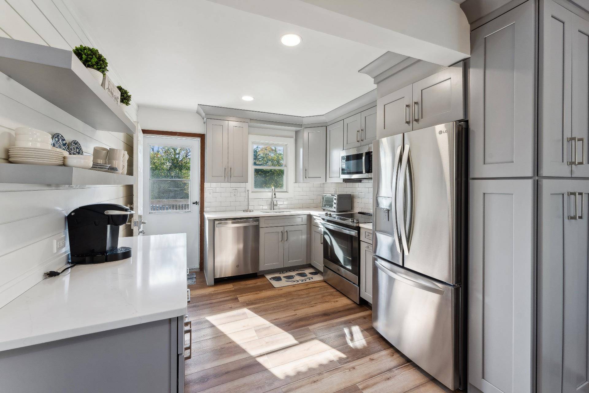 Southampton, NY 11968,20 Magee DR