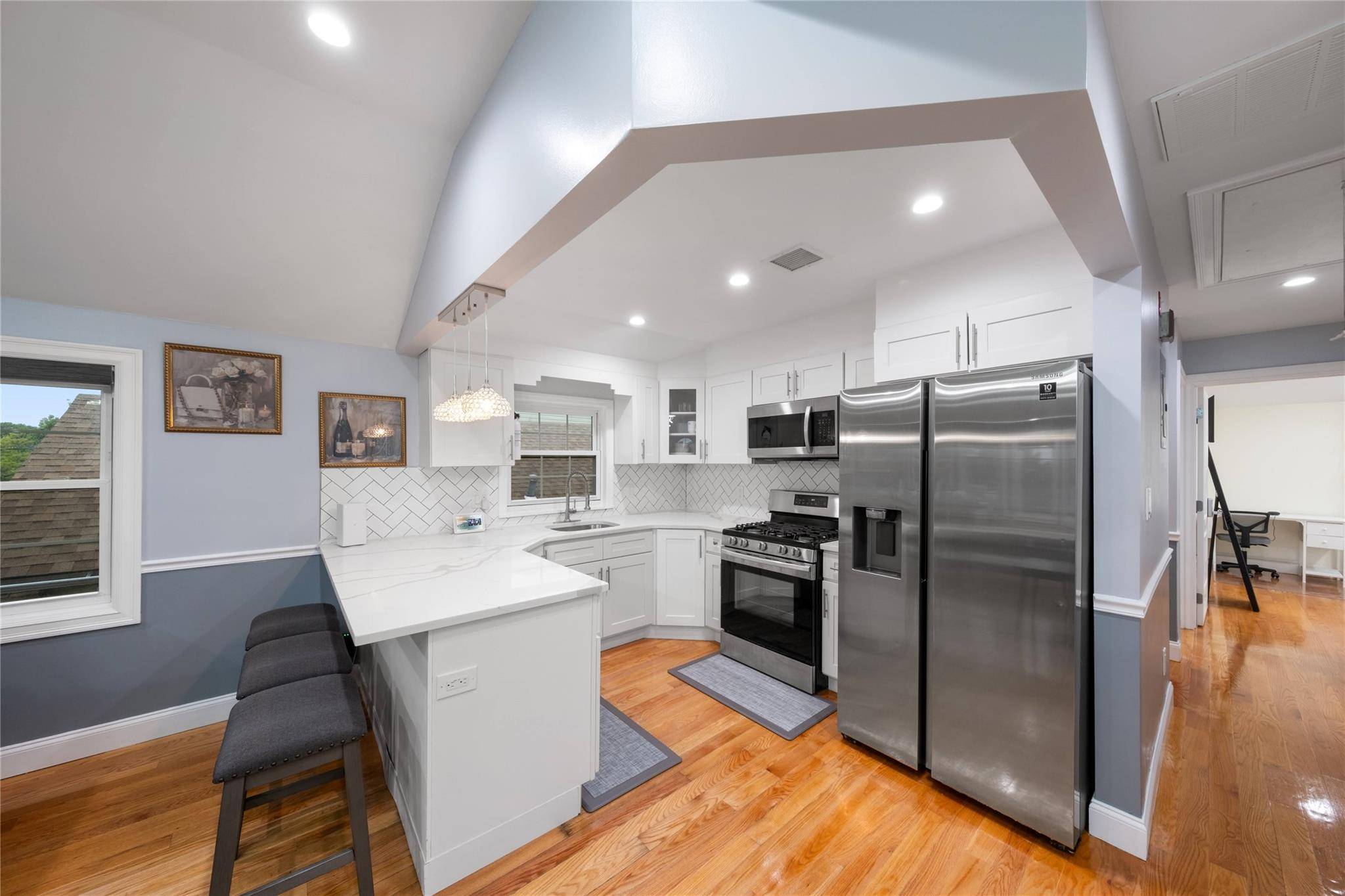 Springfield Gardens, NY 11413,230-09 Edgewood Ave
