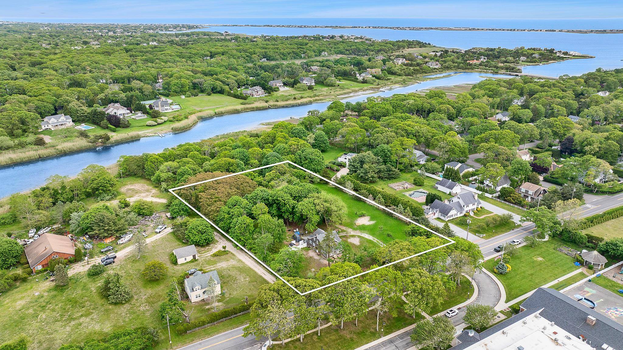 Remsenburg, NY 11960,26 Mill RD