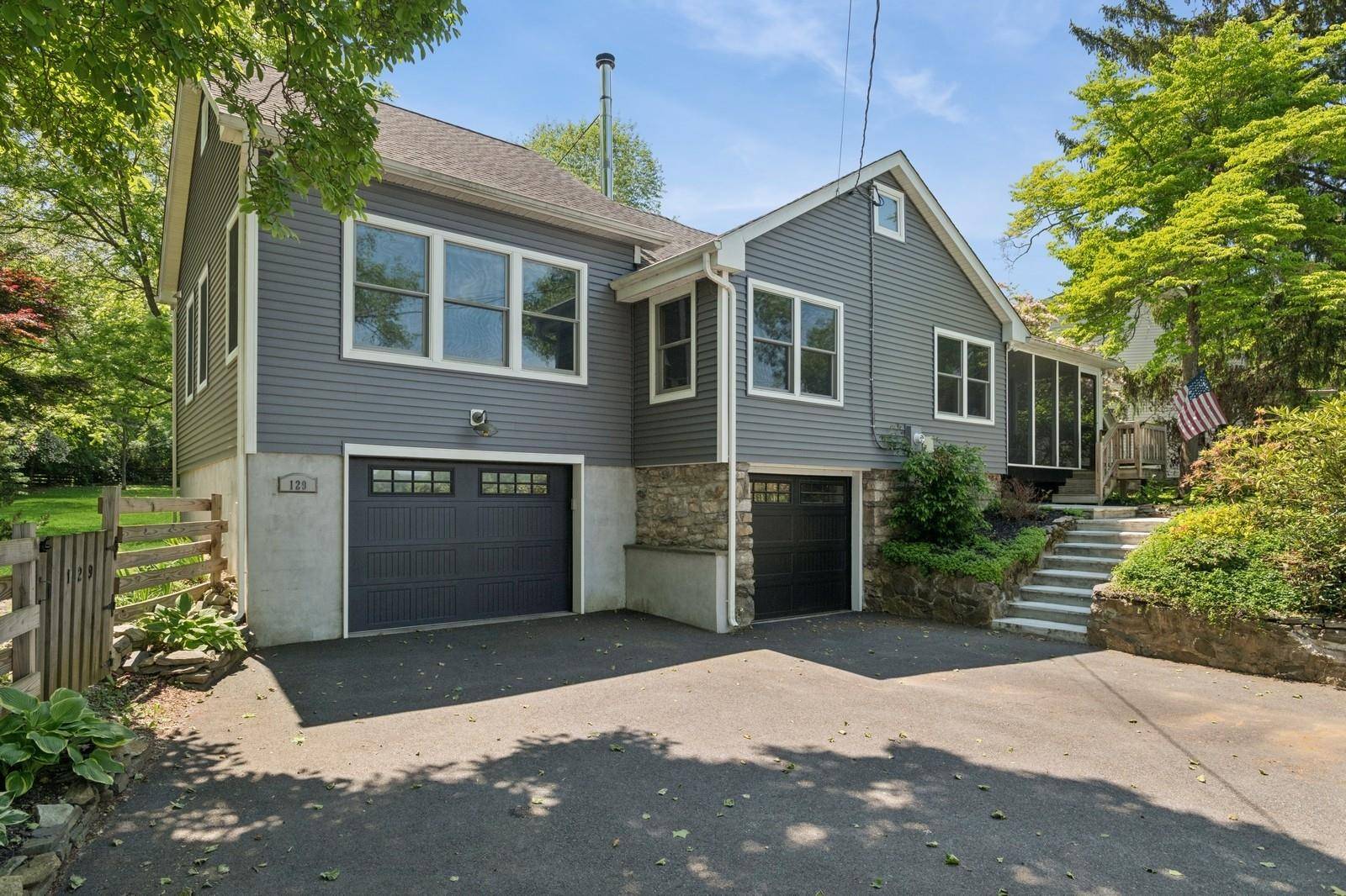 Carmel, NY 10512,129 W Lakeshore DR