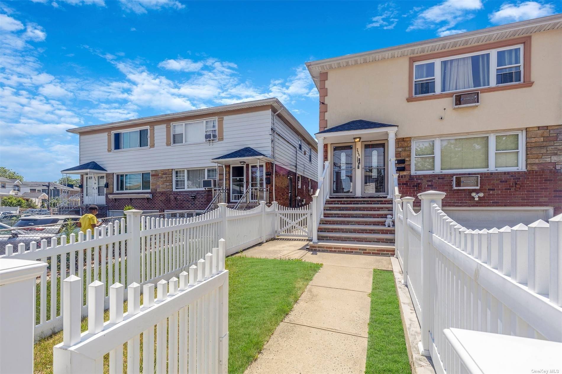 Laurelton, NY 11413,22820 Edgewood AVE