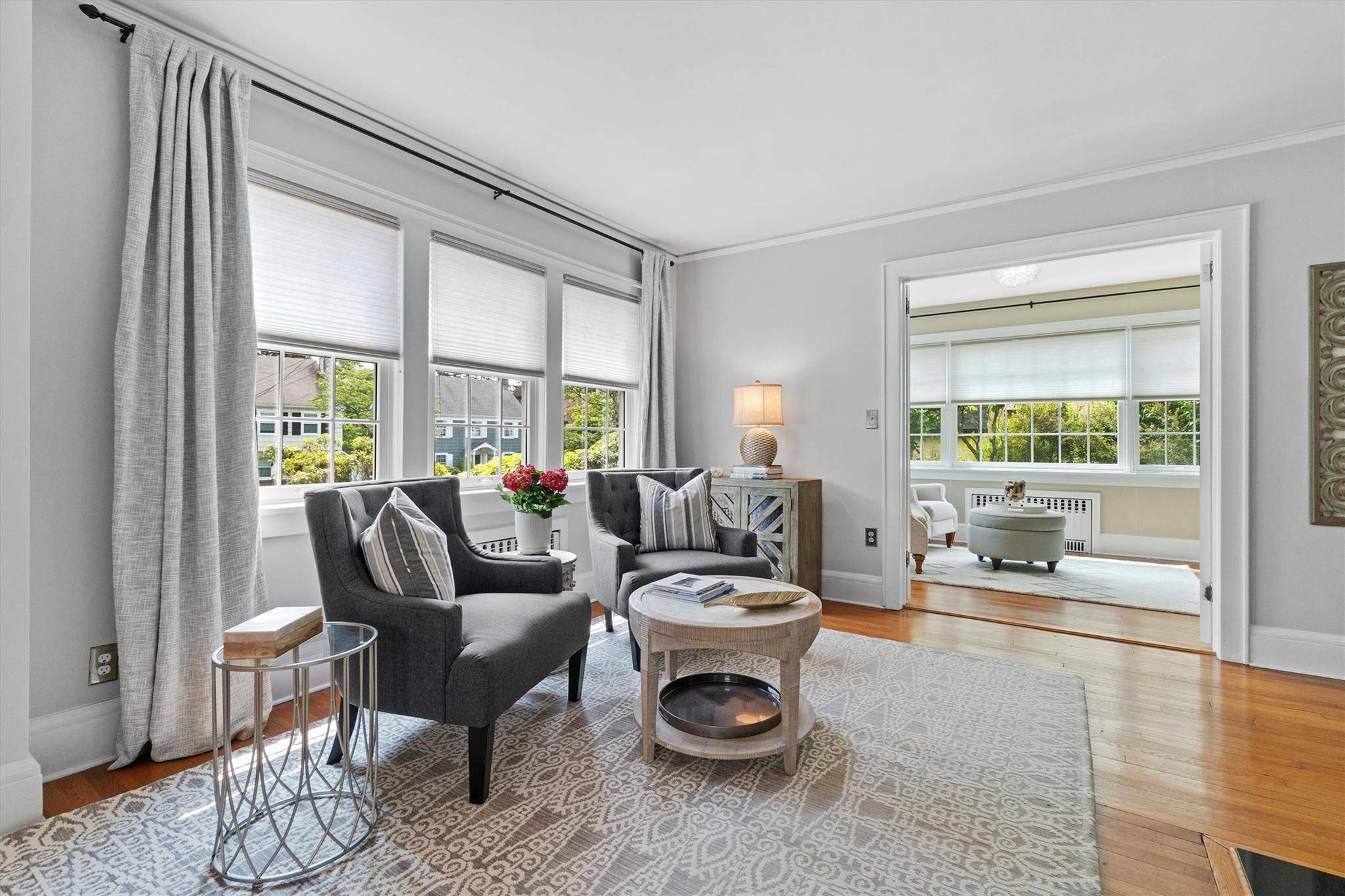 White Plains, NY 10605,25 Hazelton DR