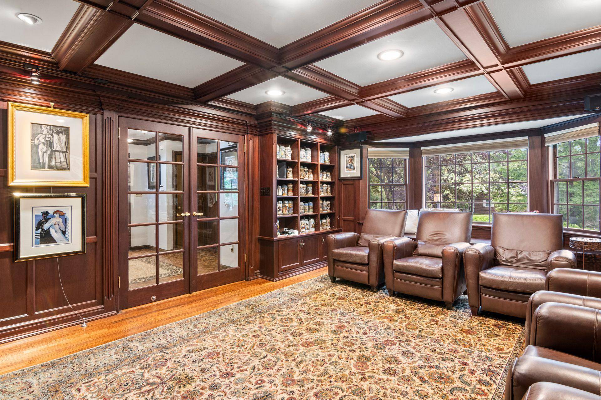 Dix Hills, NY 11746,33 Chatham PL