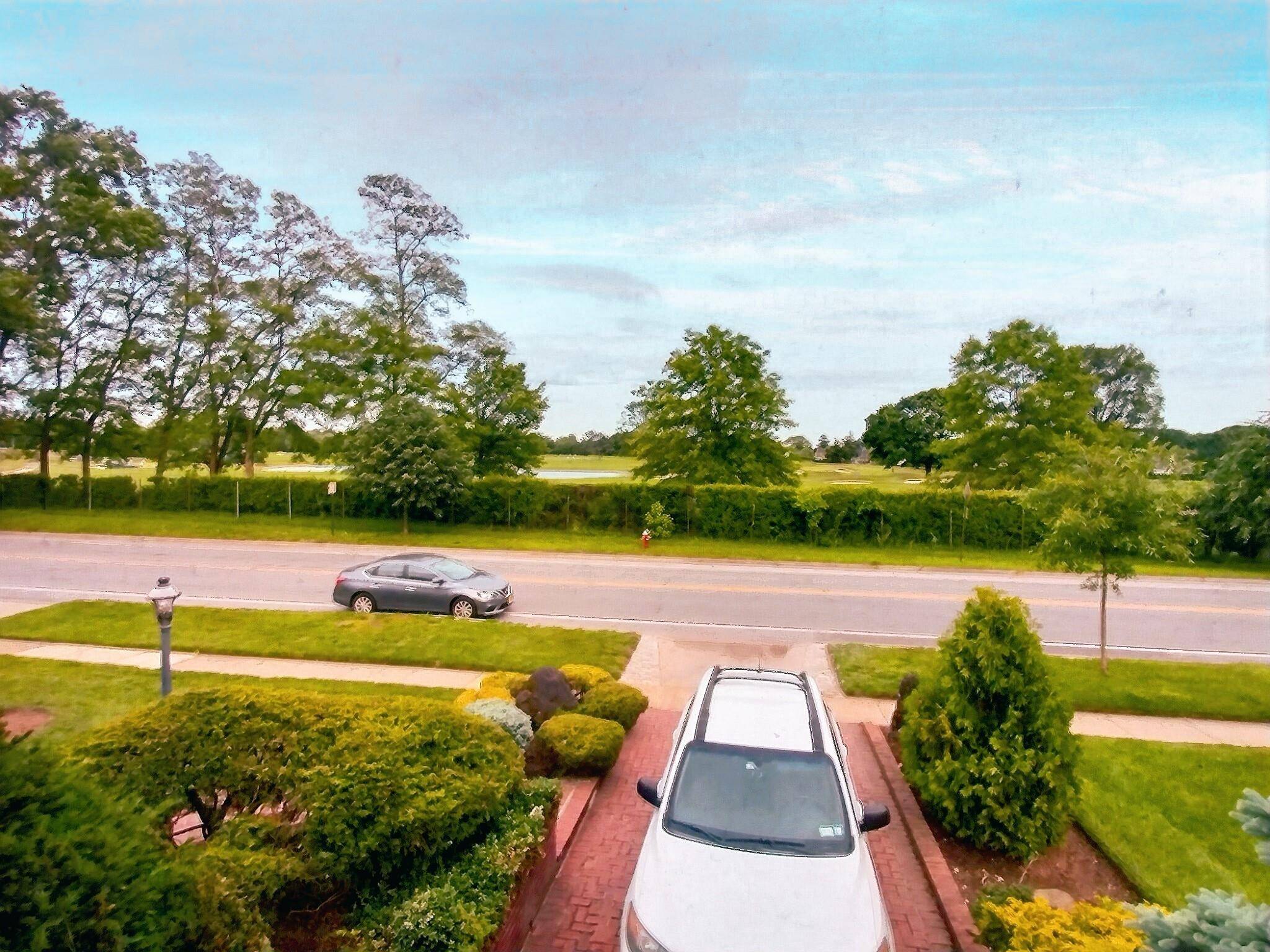 Garden City, NY 11530,306 Cambridge AVE