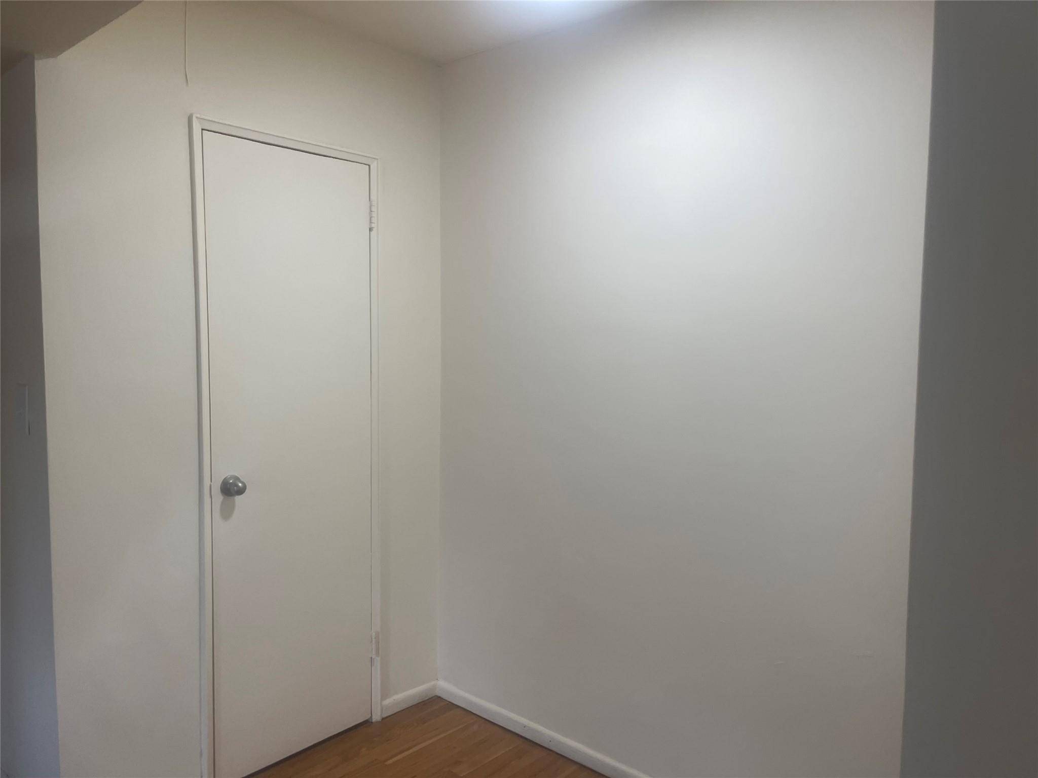 Rockville Centre, NY 11570,130 S Park AVE #1-HH
