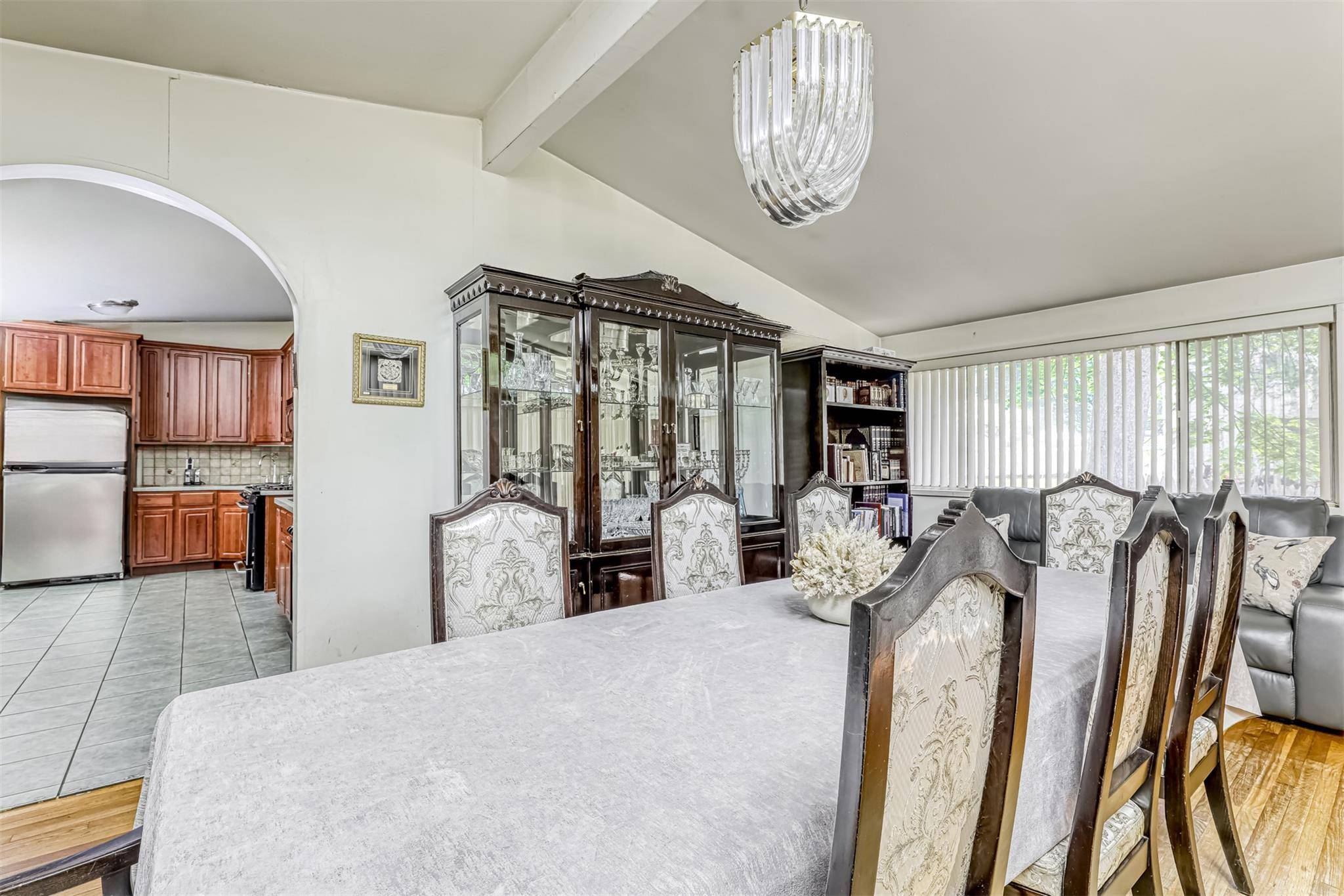 Spring Valley, NY 10977,581 Union RD