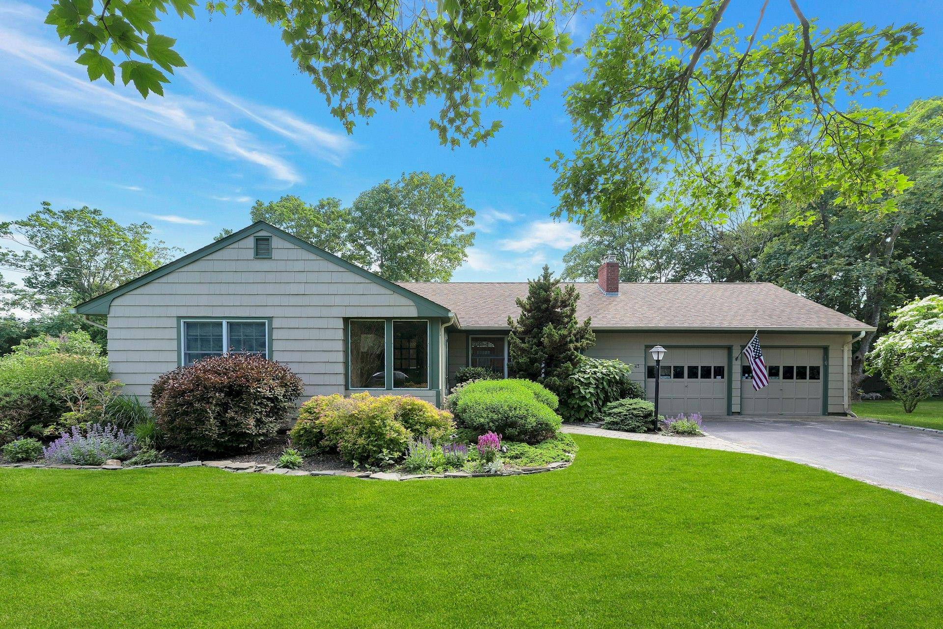 Greenport, NY 11944,43 Sound RD