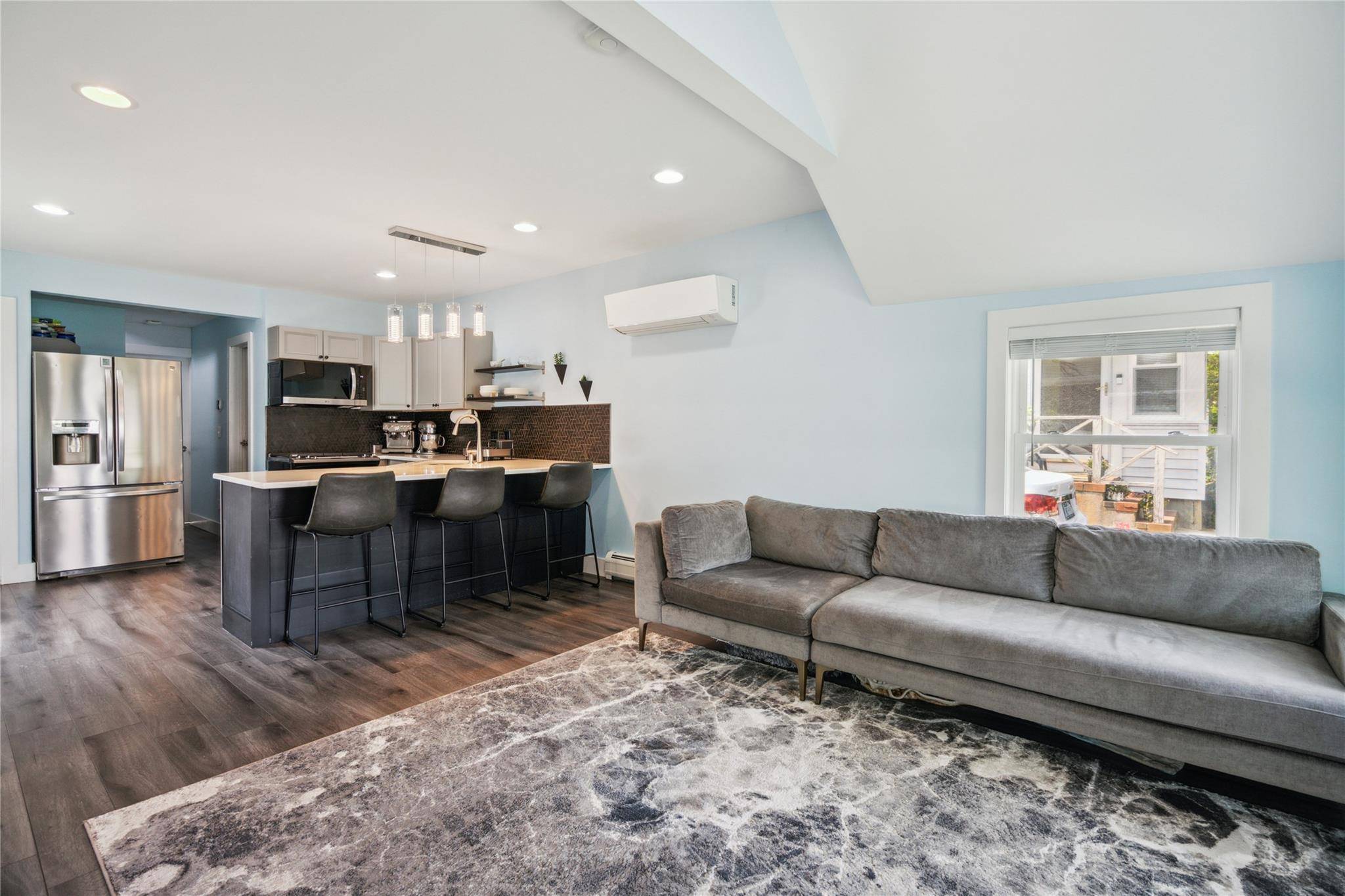 Sayville, NY 11782,24 Willett AVE