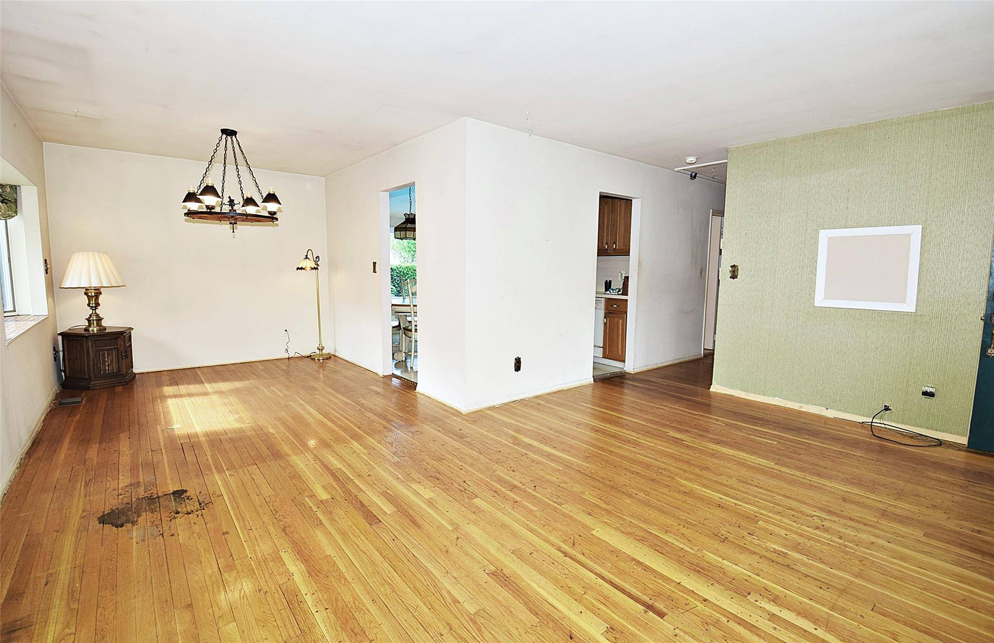 Islip Terrace, NY 11752,24 Rodney AVE