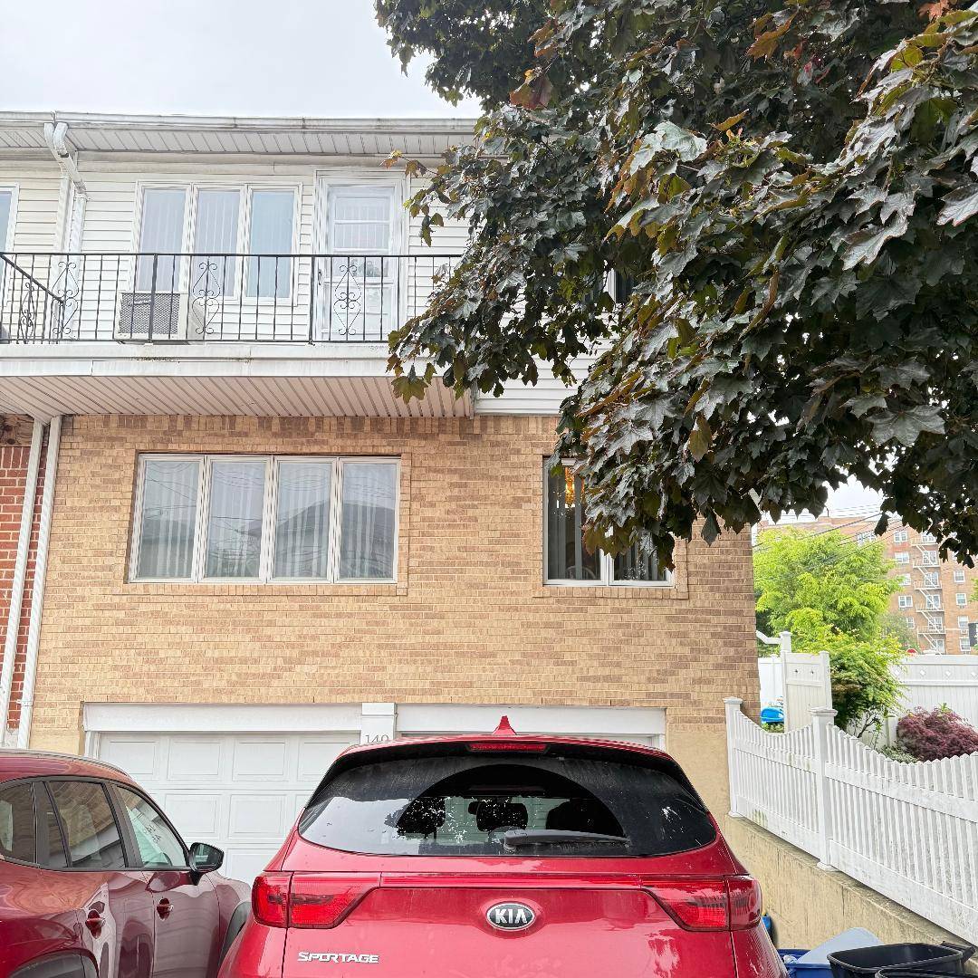 Howard Beach, NY 11414,149-45 83 ST