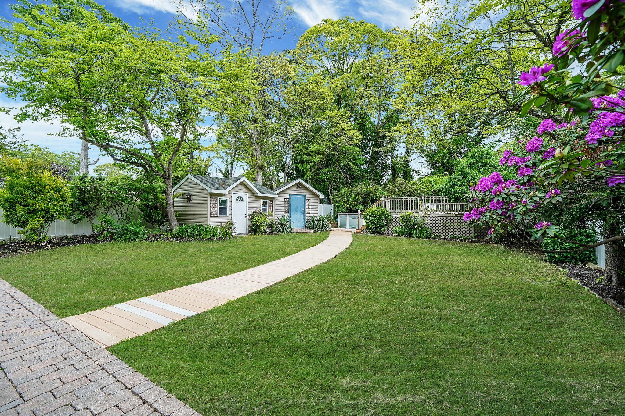 Shirley, NY 11967,488 Puritan Dr