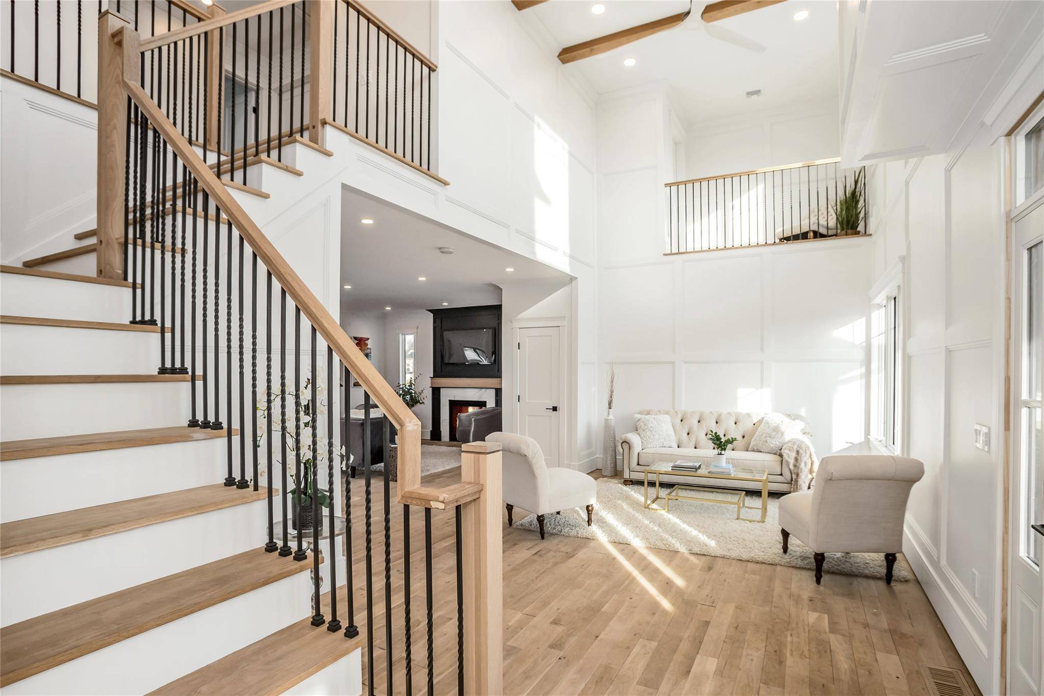Westbury, NY 11590,45 Mist LN