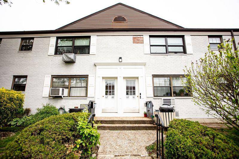 Kew Garden Hills, NY 11367,67-89 136 ST #A
