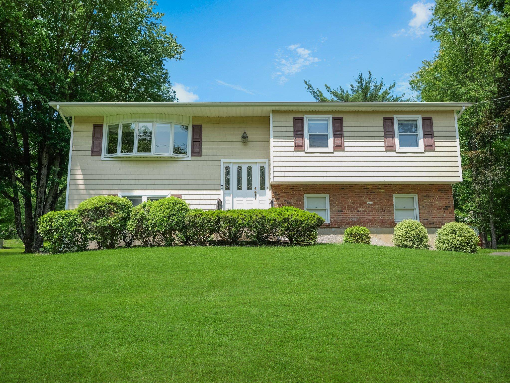 New City, NY 10956,191 Long Clove RD
