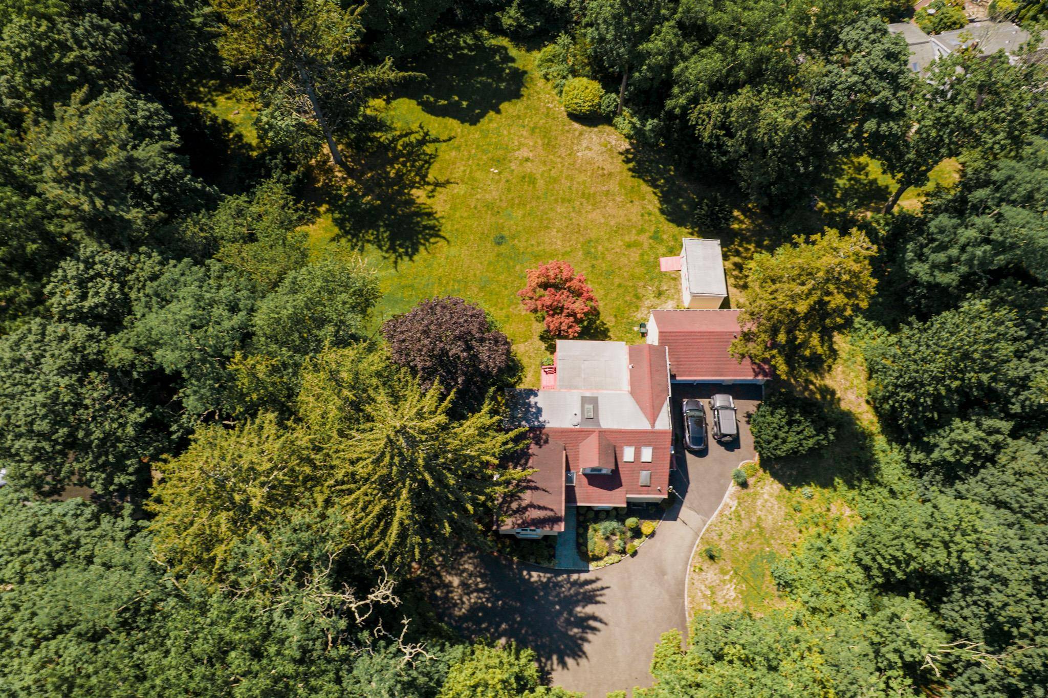 Woodbury, NY 11797,419 Woodbury RD