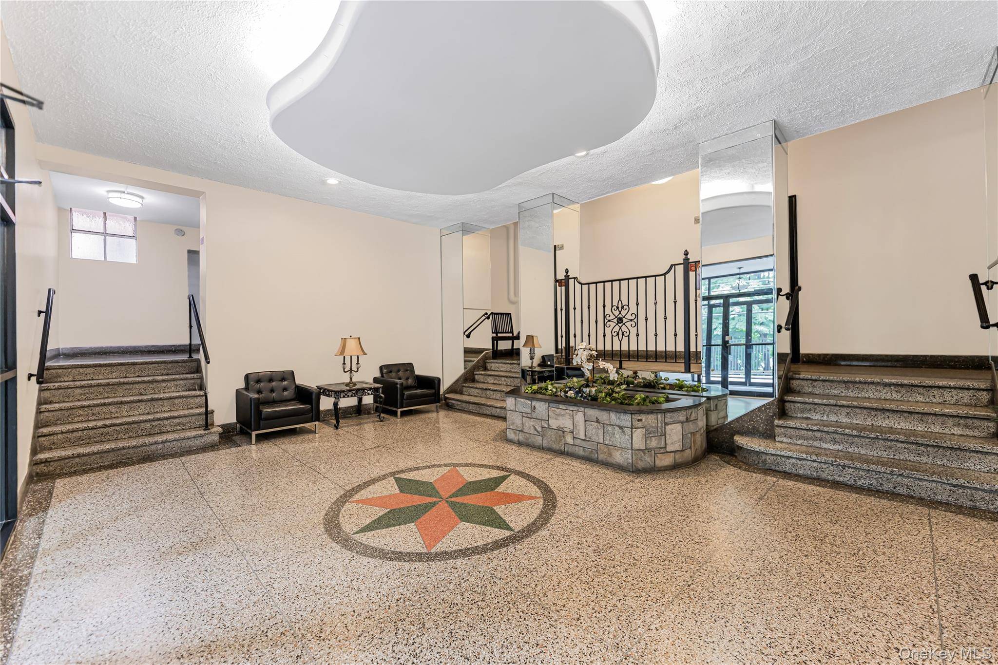 Yonkers, NY 10704,277 Bronx River RD #2A