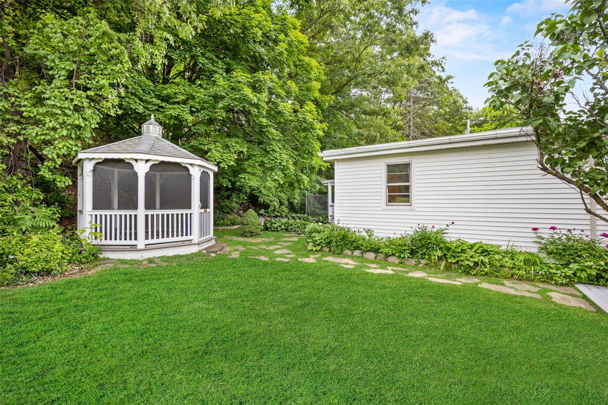 Highland, NY 12528,21 Triangle of Clearwater RD