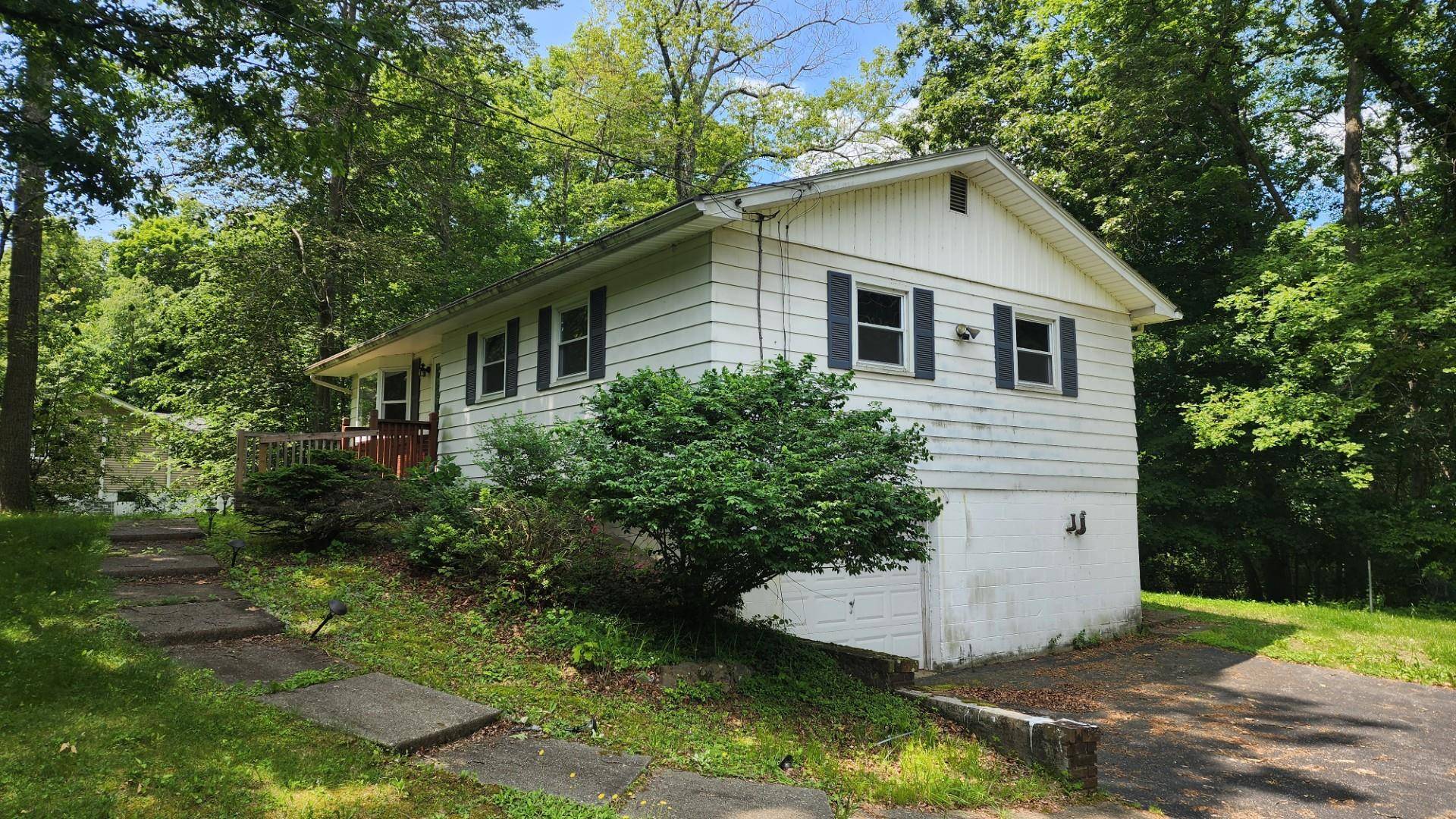 Hopewell Junction, NY 12533,48 Julie DR