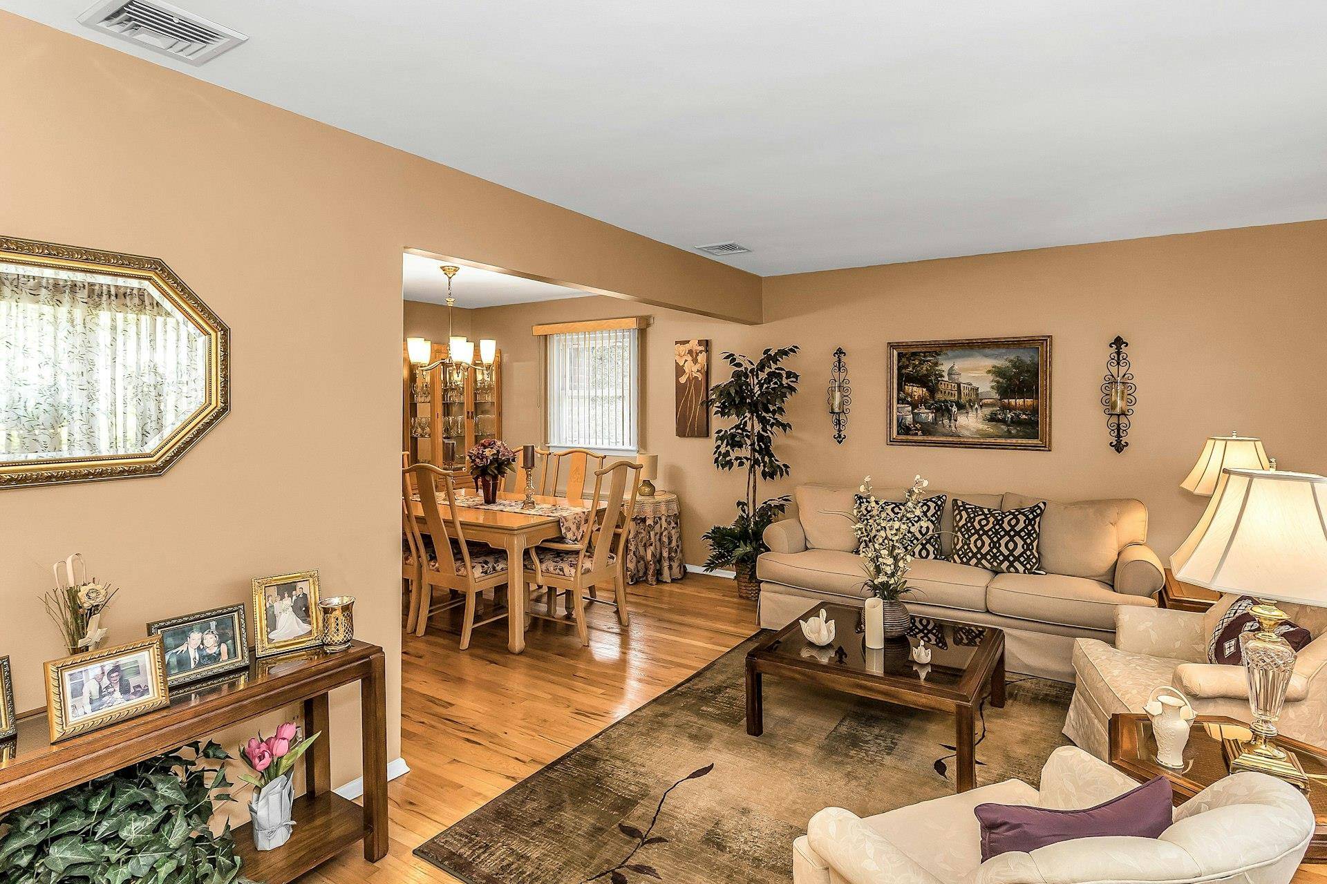 Franklin Square, NY 11010,1197 Tulip AVE