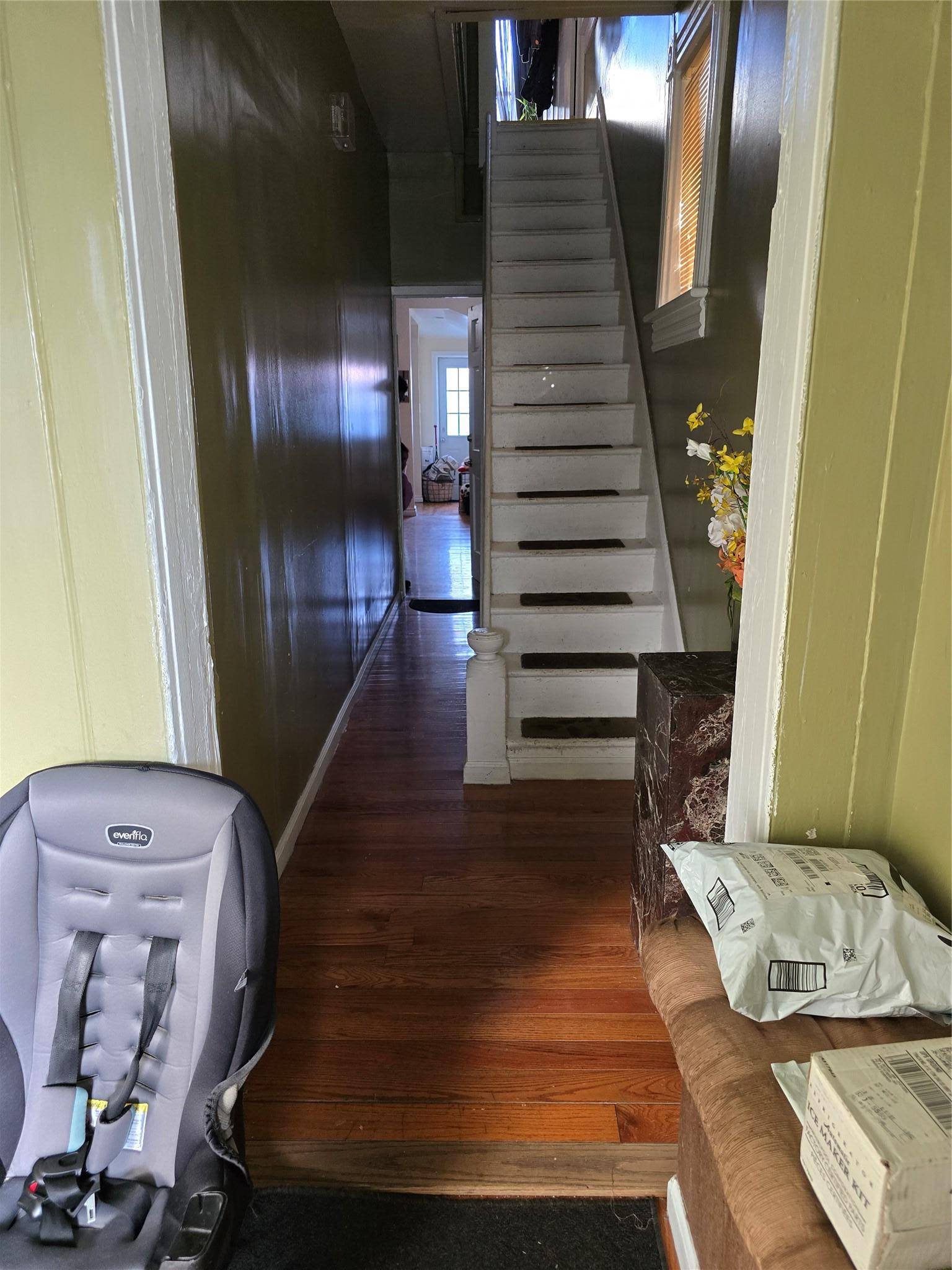 Brooklyn, NY 11208,367 Lincoln AVE